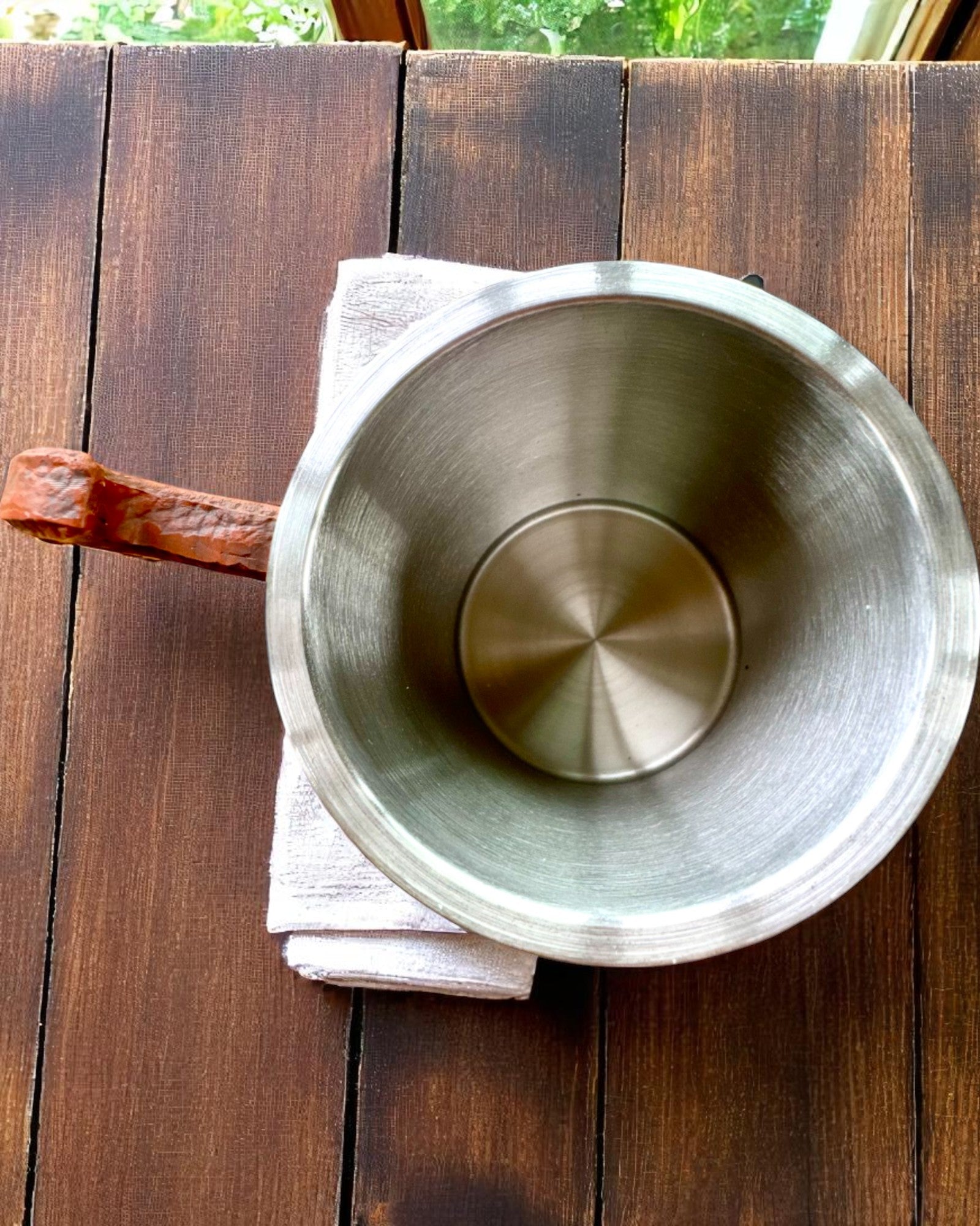 Caneca com Motivo de Cavalos, 330 ml, possibilidade de personalização com gravação para presente