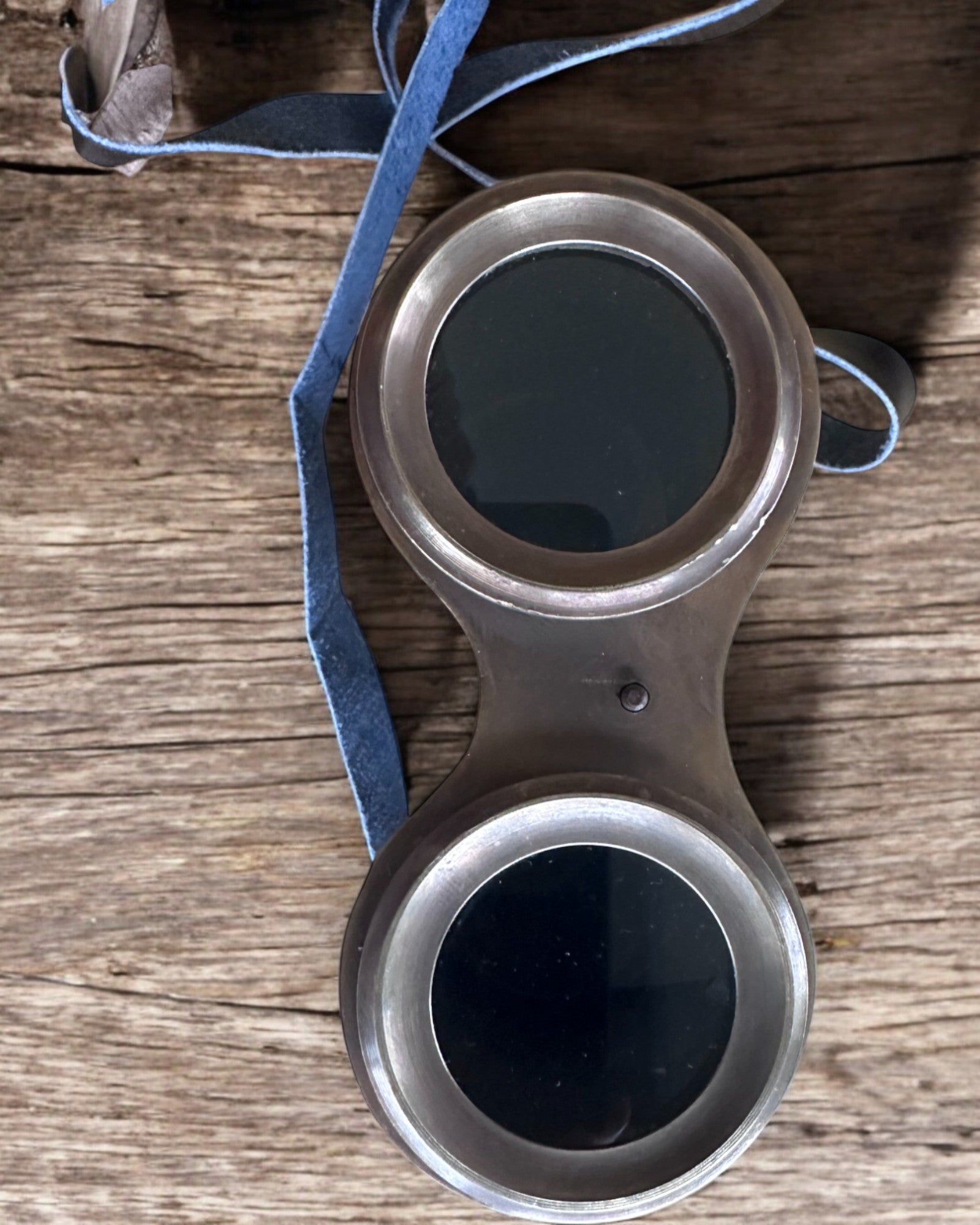 Binóculo com estojo de couro Victorian's Eye, 11 cm de Latão, Decorado à mão, personalização com gravação para presente