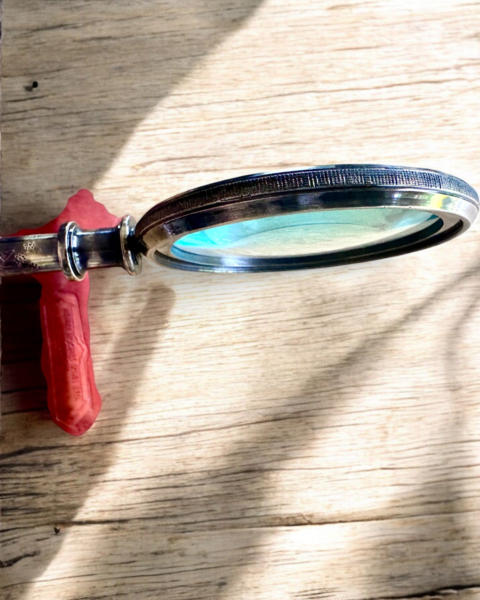 Lupa de Latão Navigator 1941 com Estojo de Couro – Feita à Mão, Premium, possibilidade de personalização para presente