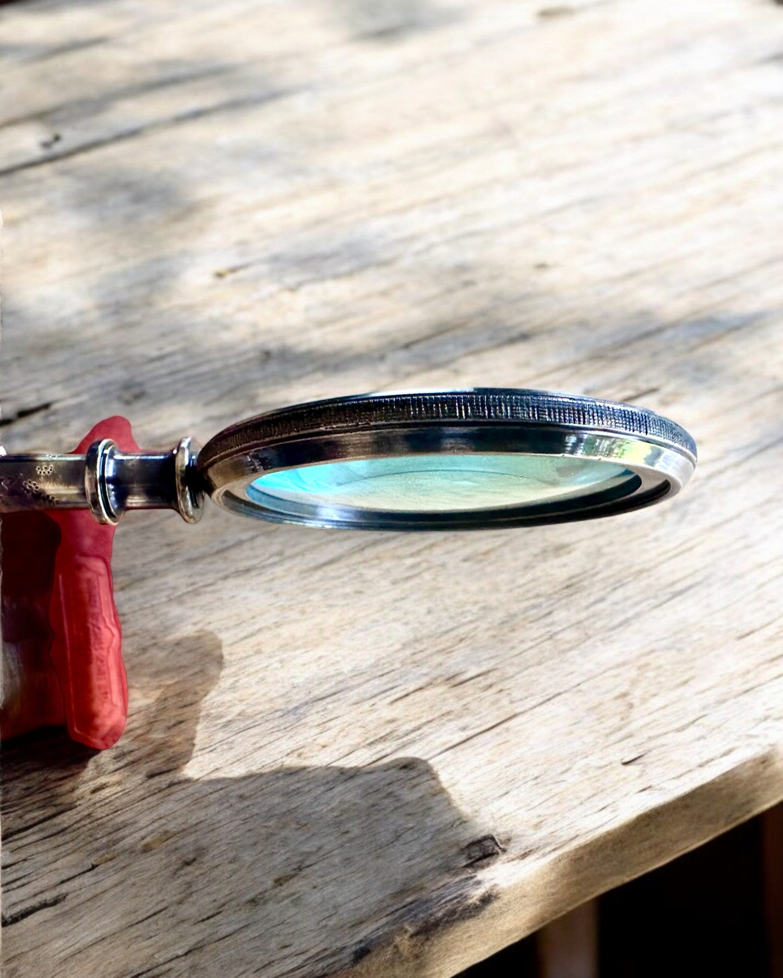 Lupa de Latão Navigator 1941 com Estojo de Couro – Feita à Mão, Premium, possibilidade de personalização para presente