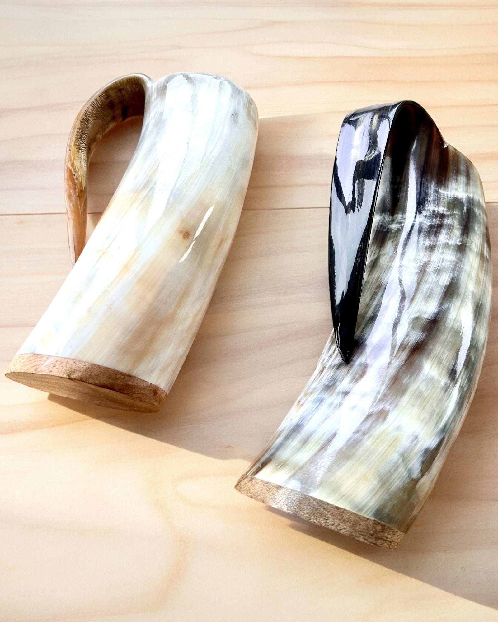 Caneca Esculpida 'Majstersztyk' com possibilidade de personalização por gravação - 5 variantes de cores