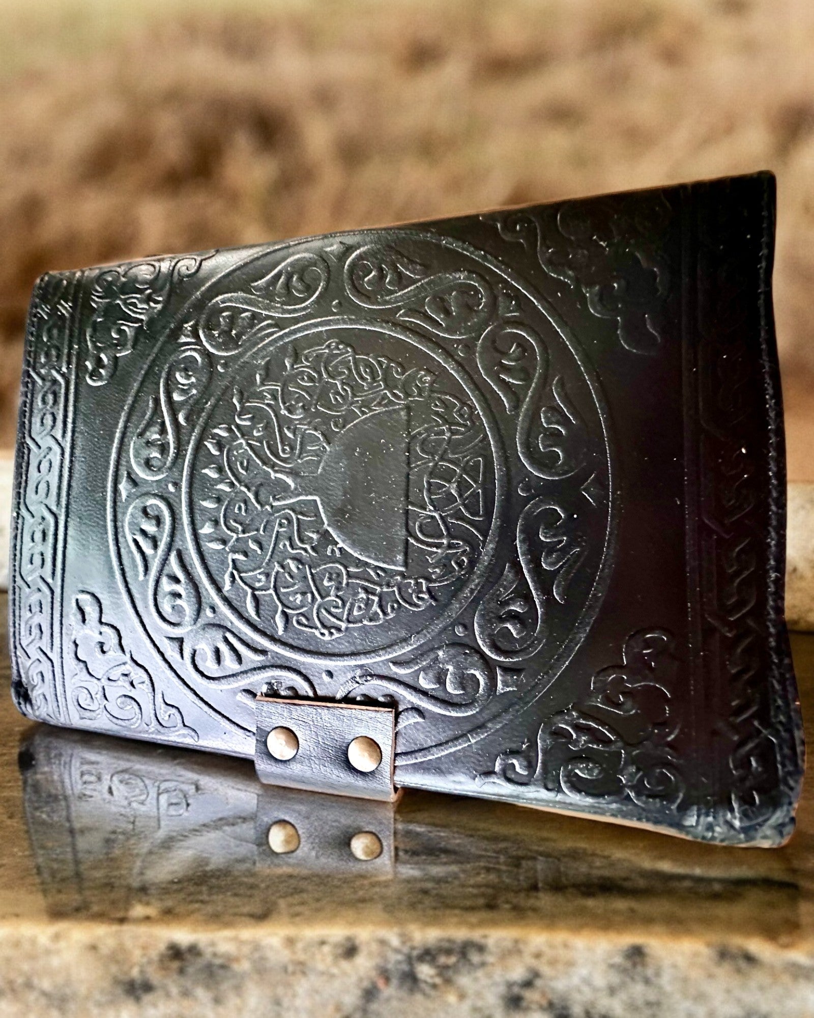 Dziennik Premium, Padrão Antigo, Caderno de Couro "Magiczna Kronika" 200 páginas, 2 variantes à escolha, personalização com gravação