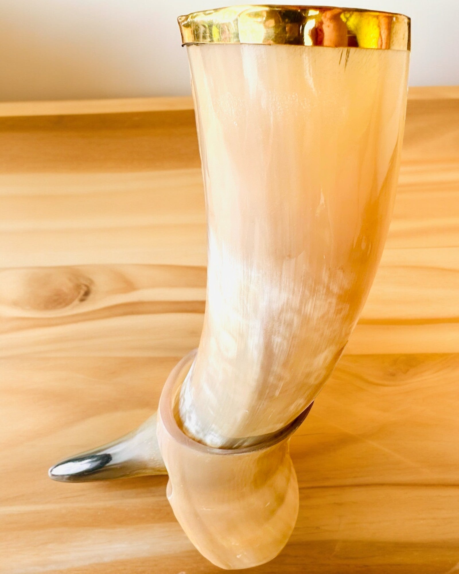 Caneca de Chifre "Viking Valor" - Gravada à Mão, Qualidade Premium - 4 variantes à escolha