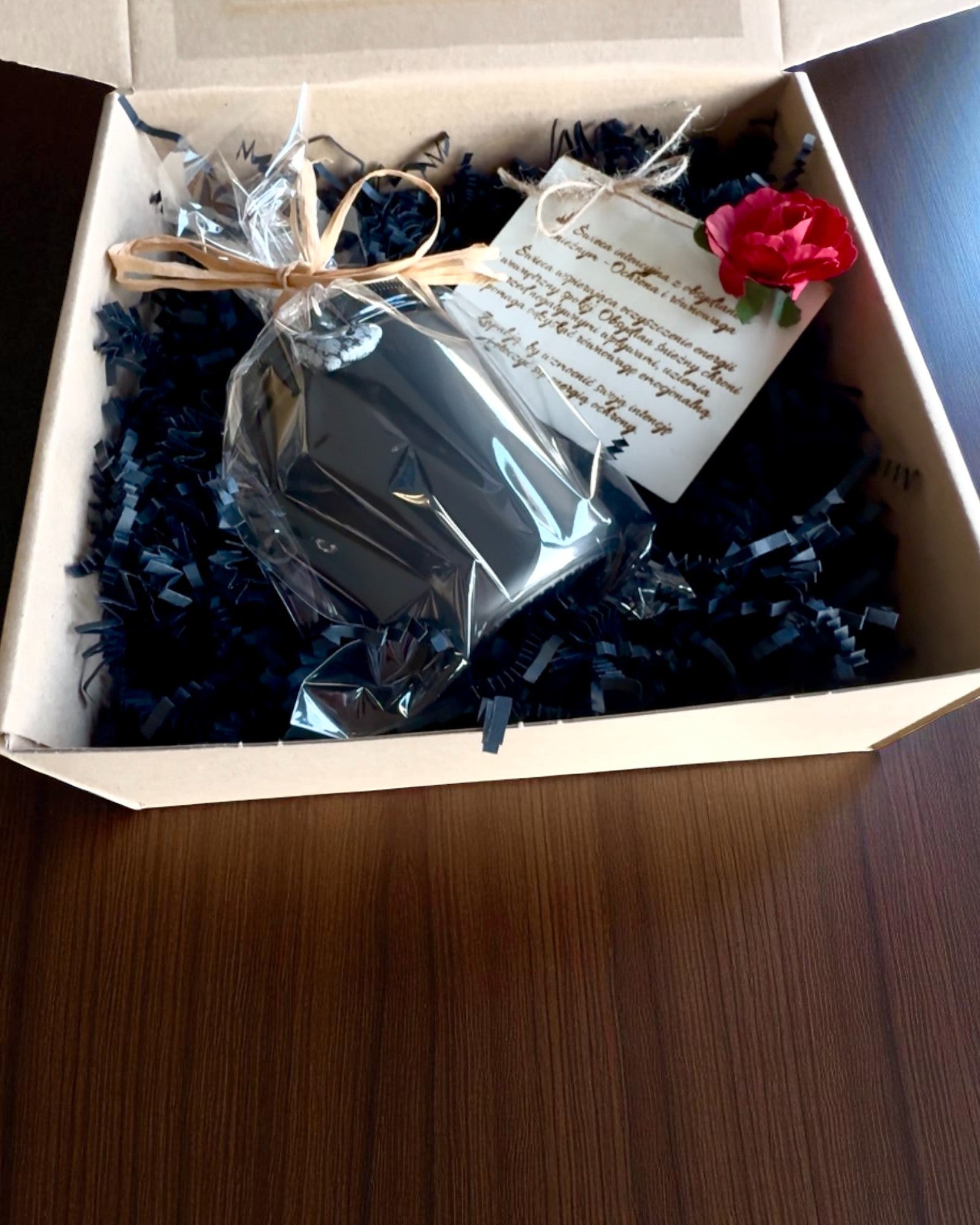 Vela de soja intencional Obsidiana – autoconfiança e força interior, 250 ml, possibilidade de personalização para presente