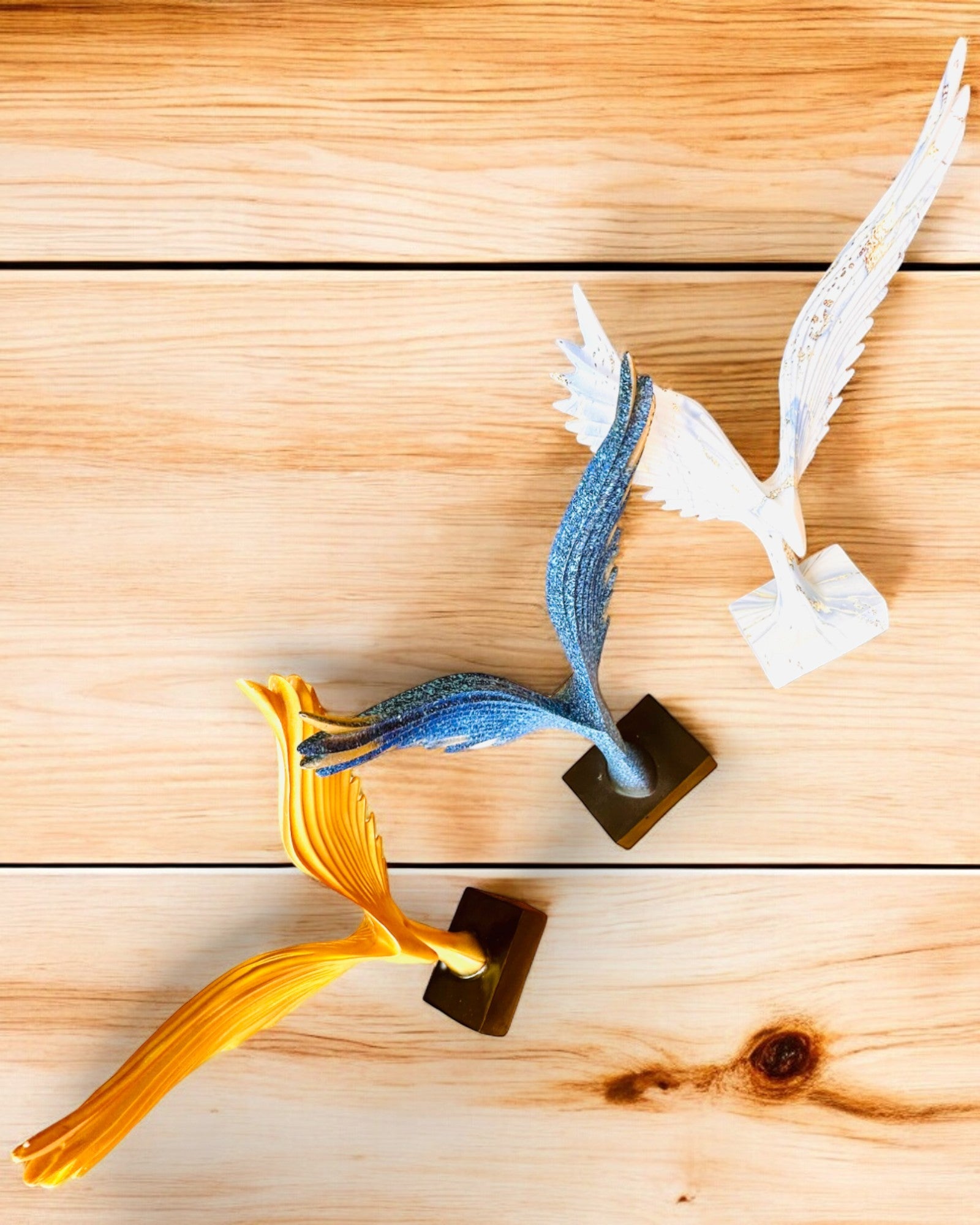 Elegante Estatueta de Asas de Anjo 33 cm de altura – "Guardiões Alados", possibilidade de personalização com gravação para presente, personalização, 3 variantes de cores