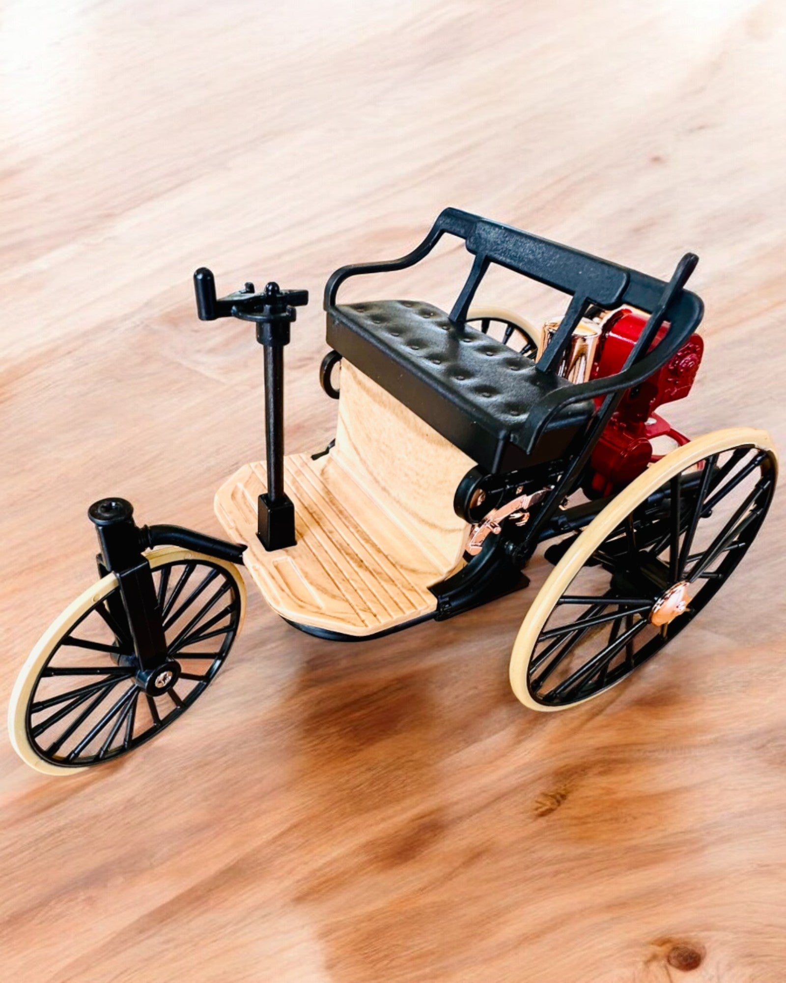 Retro Triciclo Benz Patent-Motorwagen - Modelo de Colecionador, personalização com gravação para presente