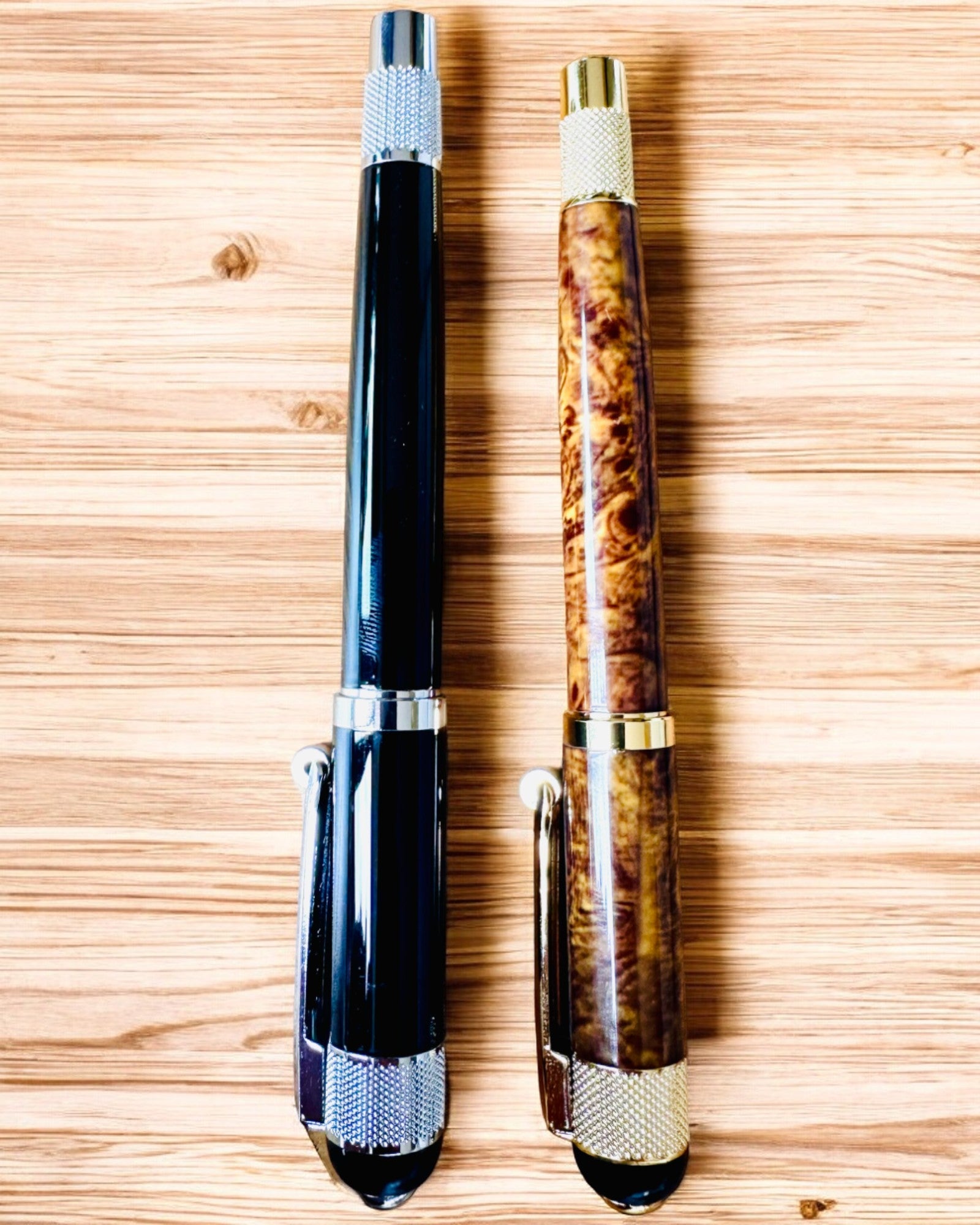 Caneta elegante "Majestic" com opção de personalização para presente, 2 variantes de cores à escolha