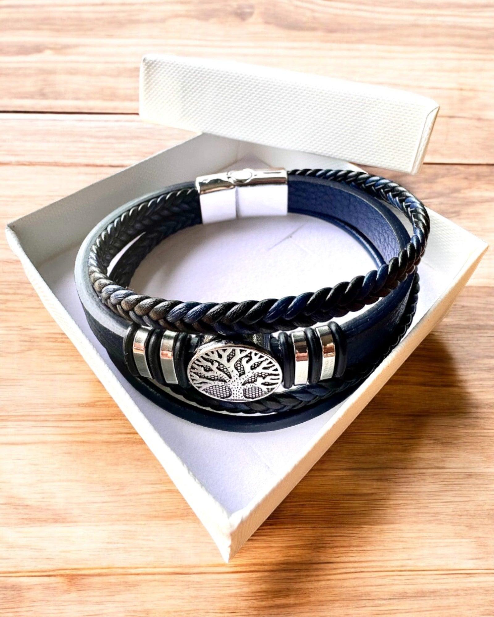 Pulseira "Árvore da Vida" com possibilidade de personalização para presente, 3 variantes de cores