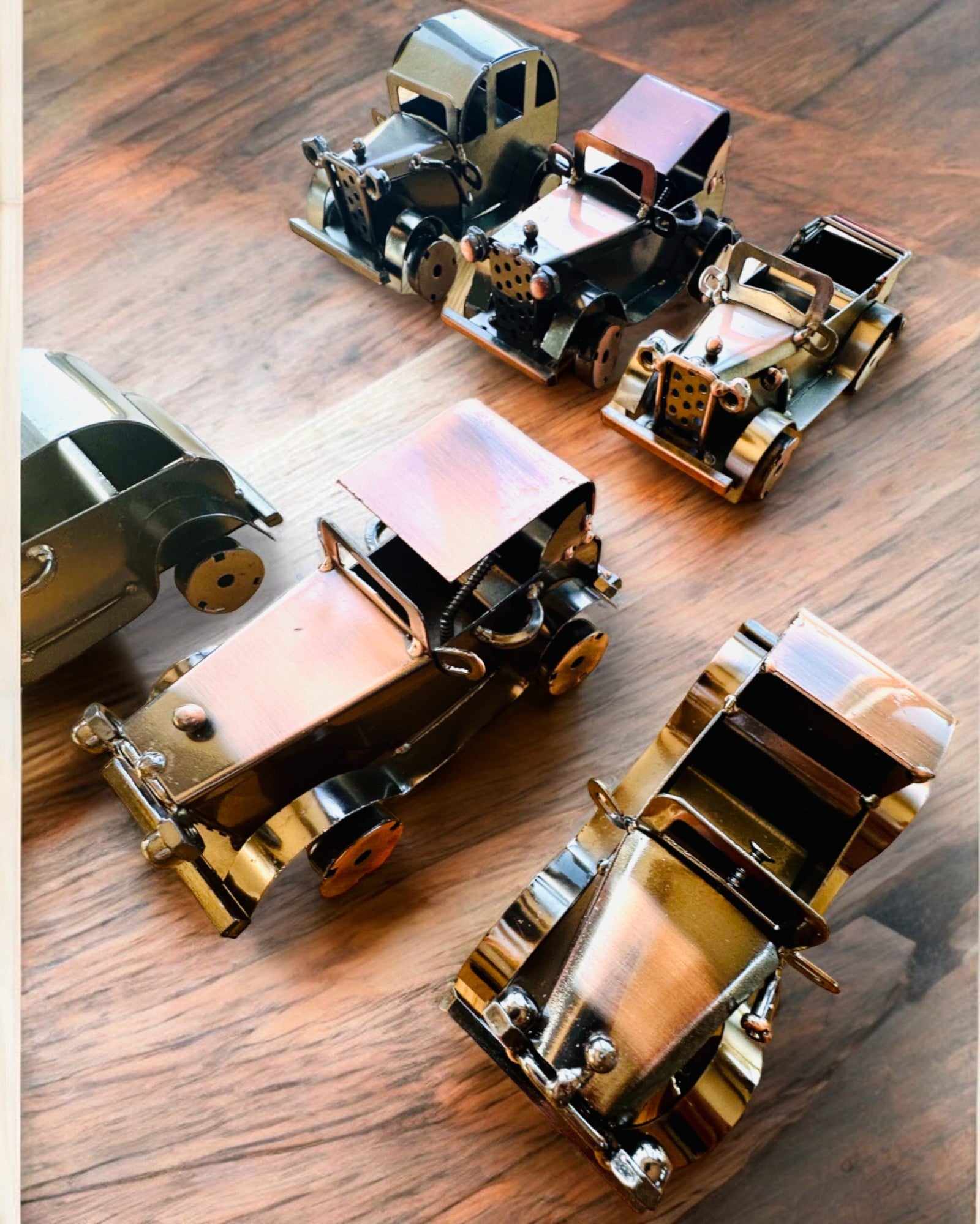 Retro Carro clássico, automóvel, de Ferro - Coleção "Vintage Drive", modelo de carro, personalização com gravação para presente