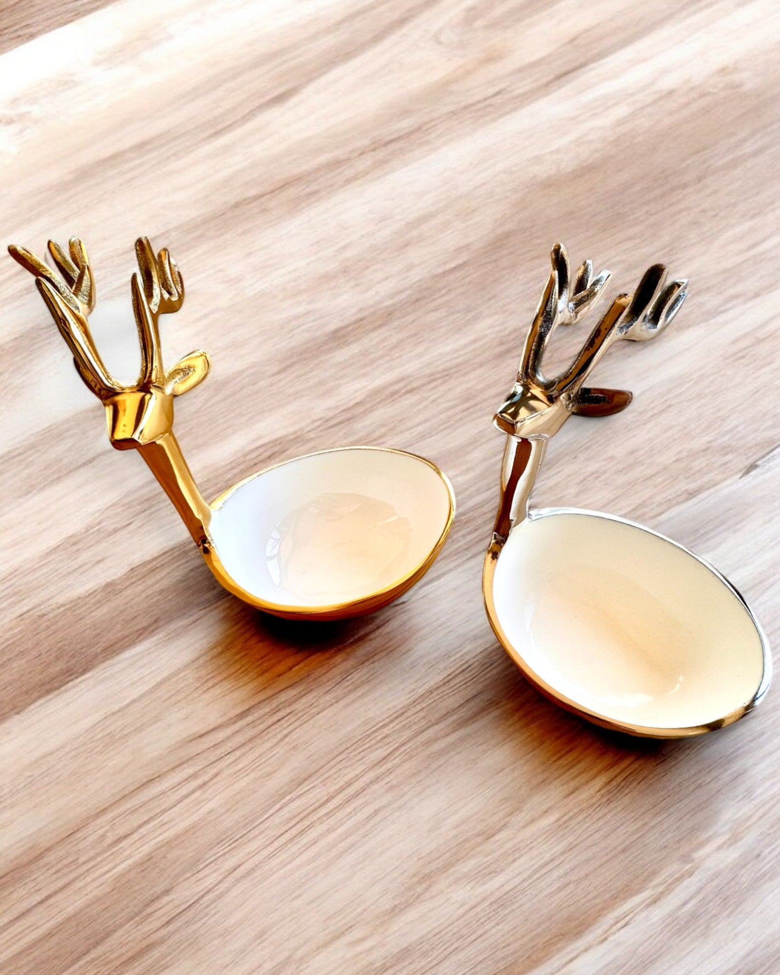 Tigela Elegante Beleza com Chifres – Artesanato da Índia, personalização com gravação