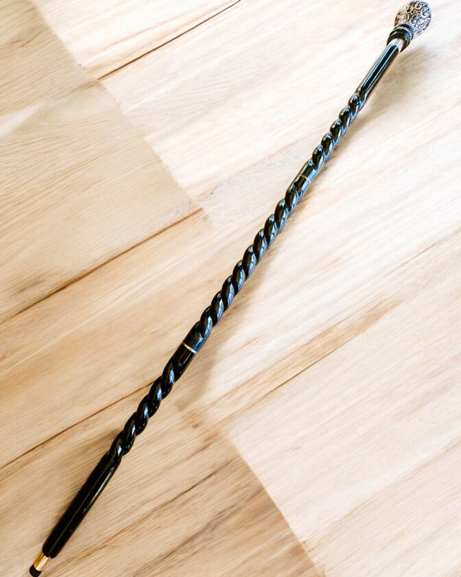 Bengala para caminhar "Bengala Majestade" de madeira feita à mão, possibilidade de gravação, 2 variantes à escolha