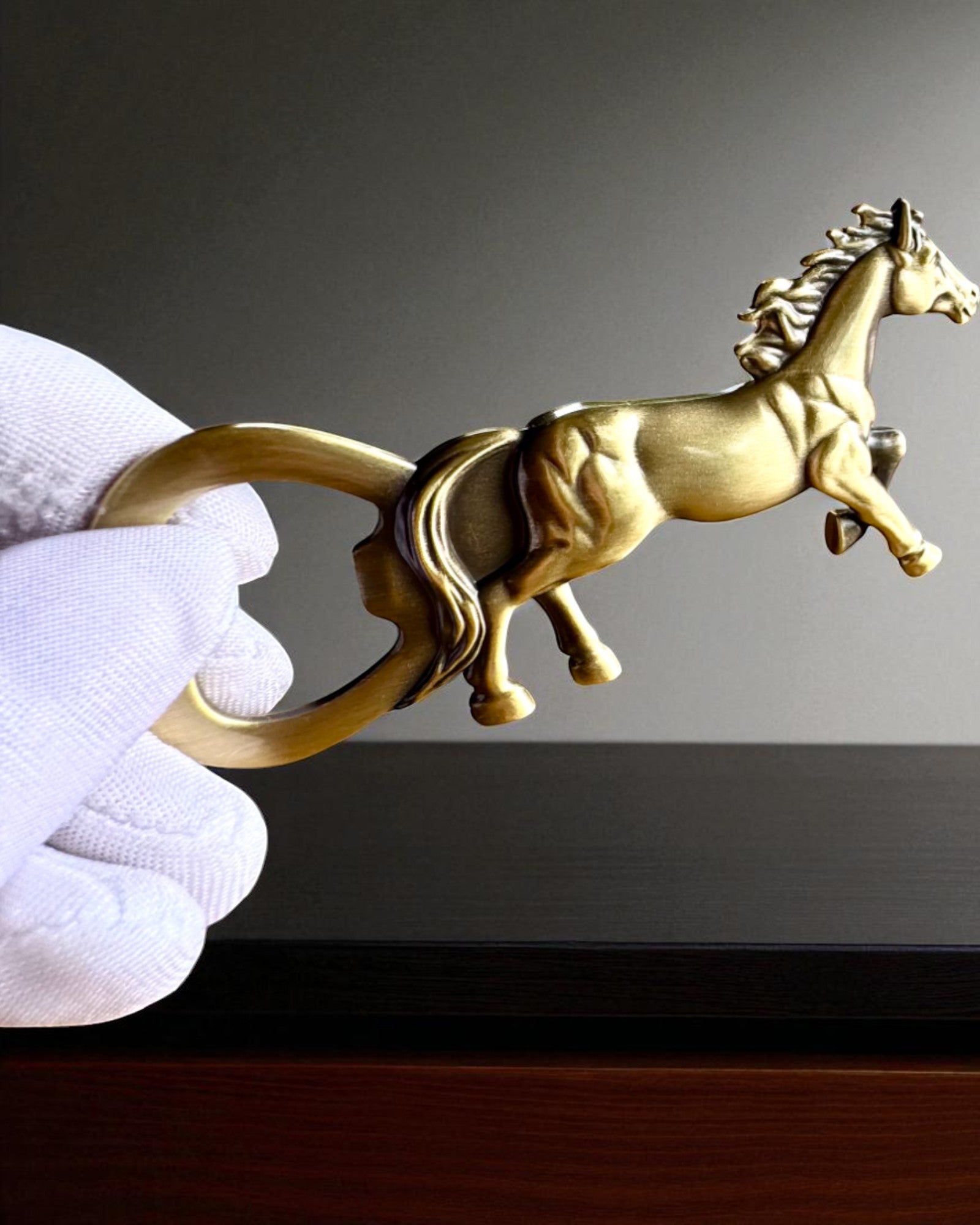 Abridor de garrafas Vintage Animais - 7 variantes, personalização com gravação para presente