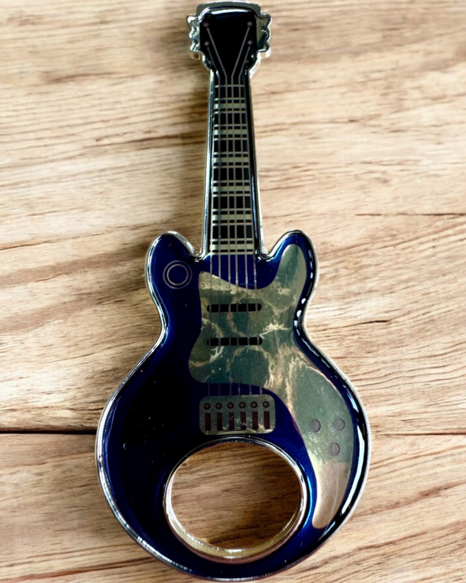 Abridor de garrafas Guitarra Rock'n'Open, 2 variantes, personalização com gravação para presente