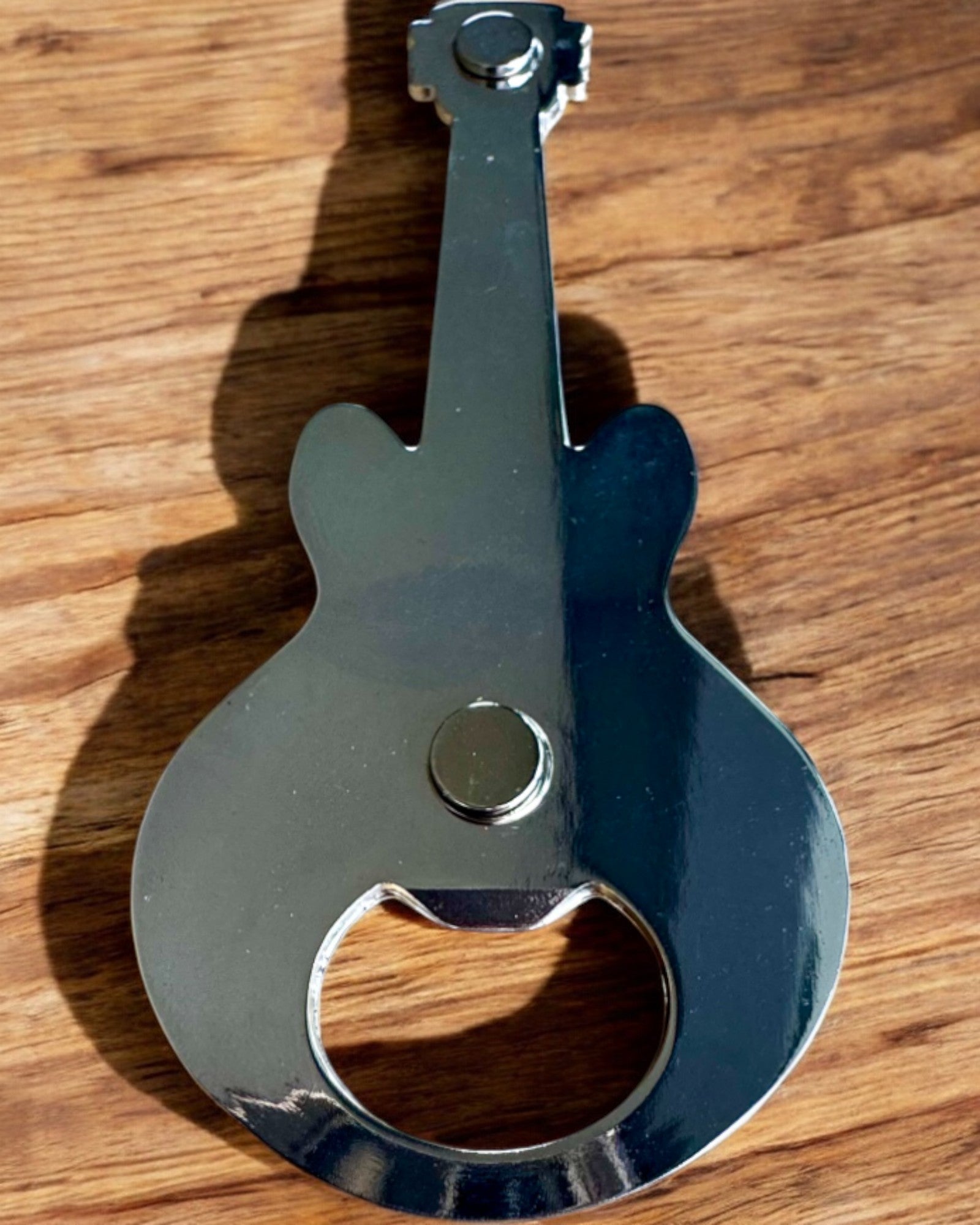 Abridor de garrafas Guitarra Rock'n'Open, 2 variantes, personalização com gravação para presente