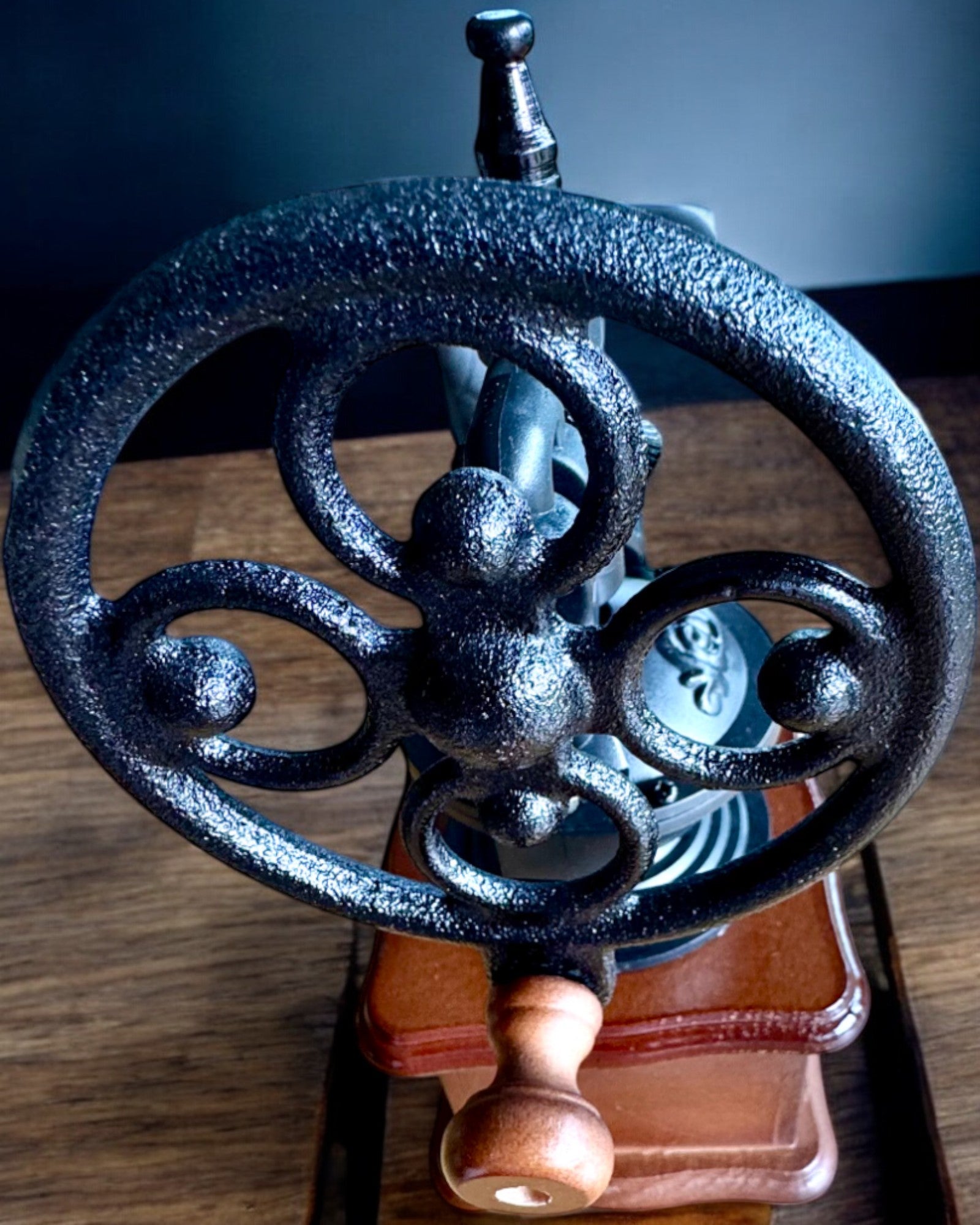 Moinho de café retro "Vintage Café" 27 cm de altura, com possibilidade de personalização com gravação para presente