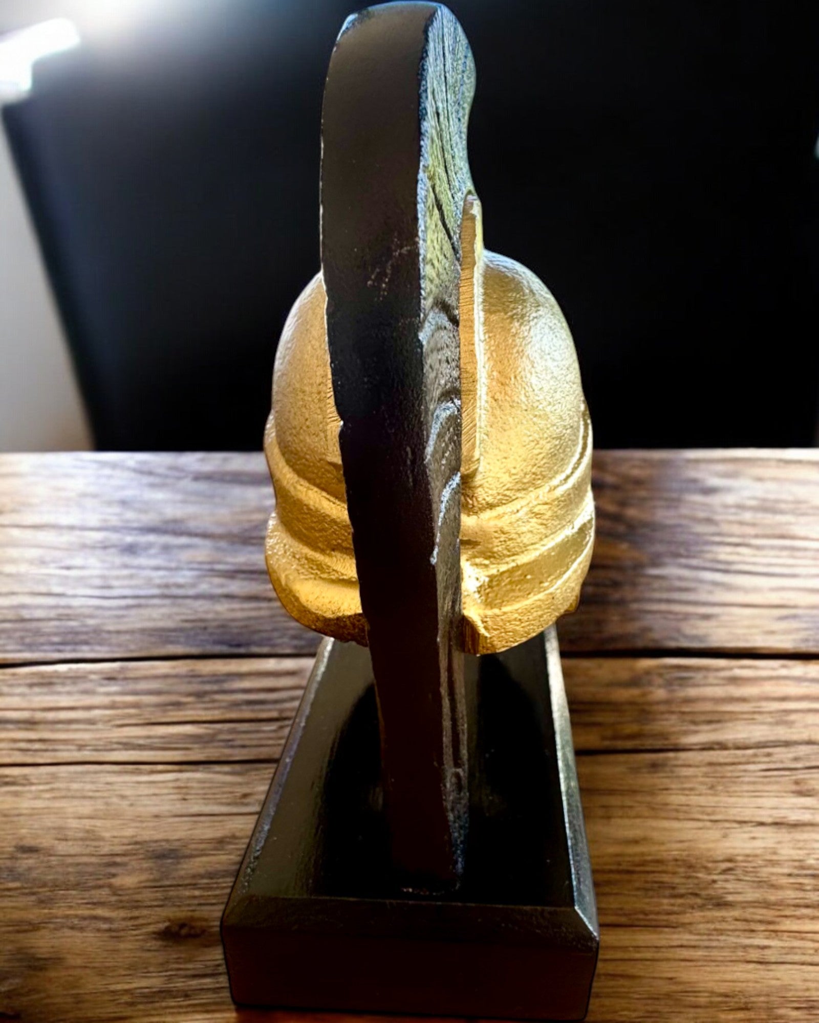 Capacete Spartan Premium – escultura decorativa feita à mão, possibilidade de personalização com gravação para presente