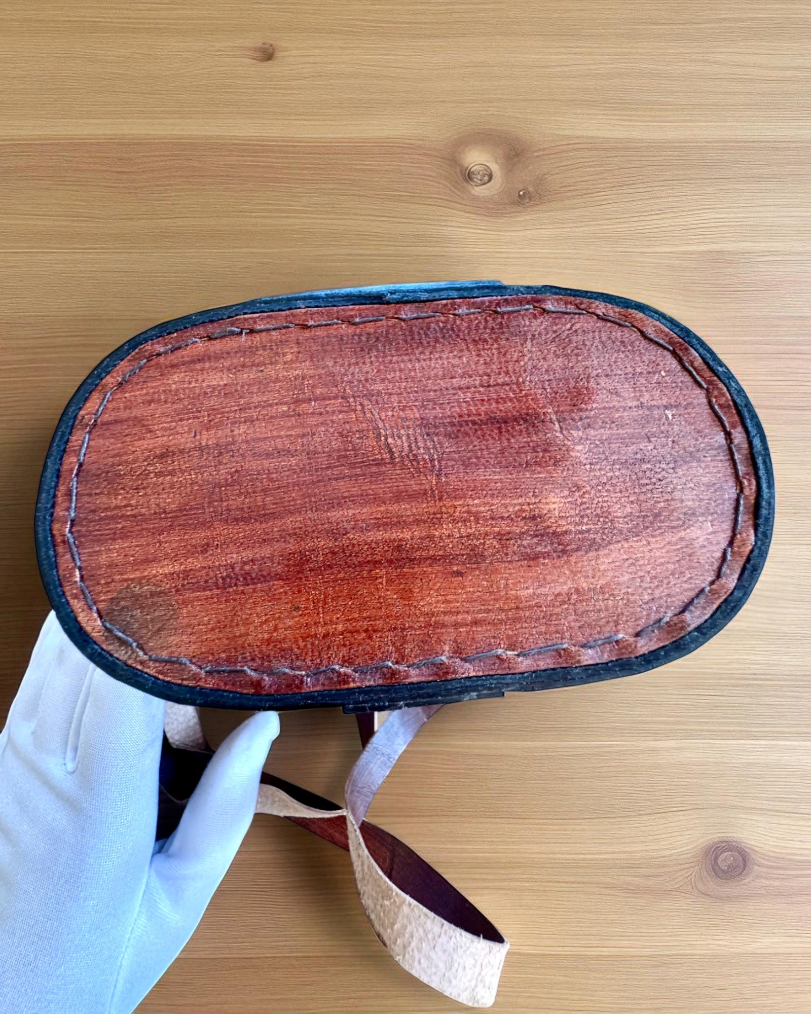 Binóculo com estojo de couro Victorian's Eye, 11 cm de Latão, Decorado à mão, personalização com gravação para presente