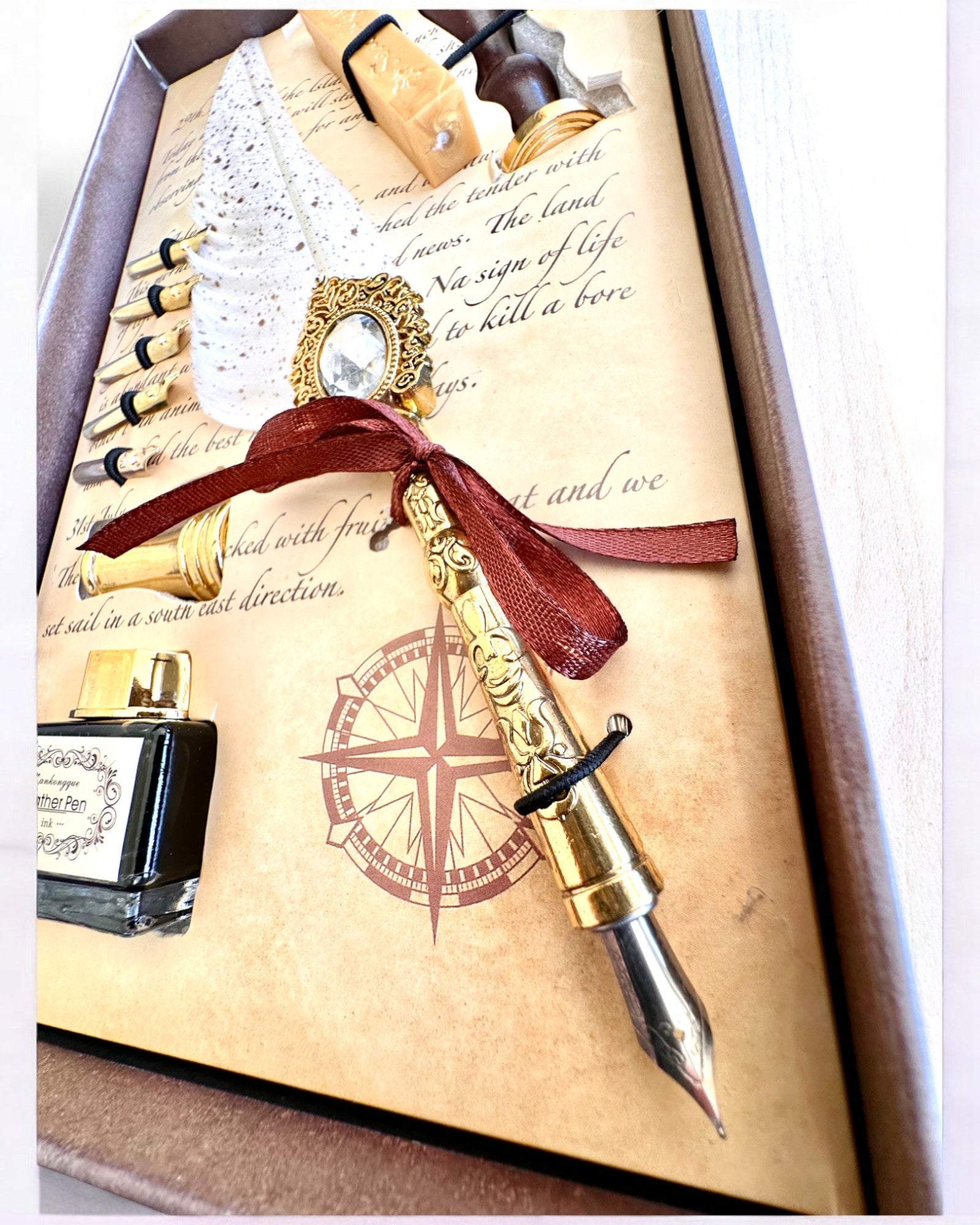 Conjunto de Caligrafia "Elegância na Prática" com Opção de Gravação, para presente. 2 variantes de cores à escolha