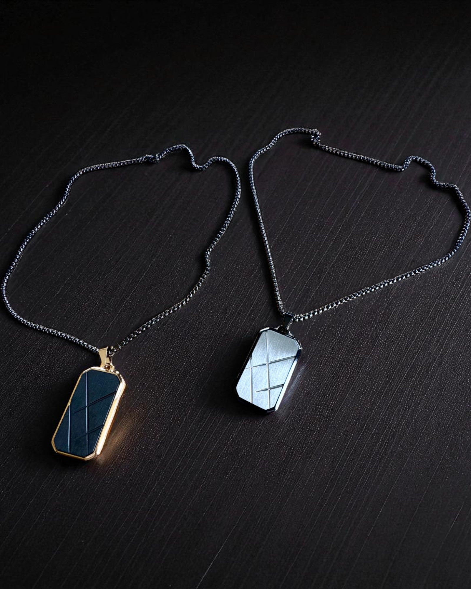Colar masculino Dog Tag "SteelVision" – aço inoxidável, 15 variantes, personalização com gravação