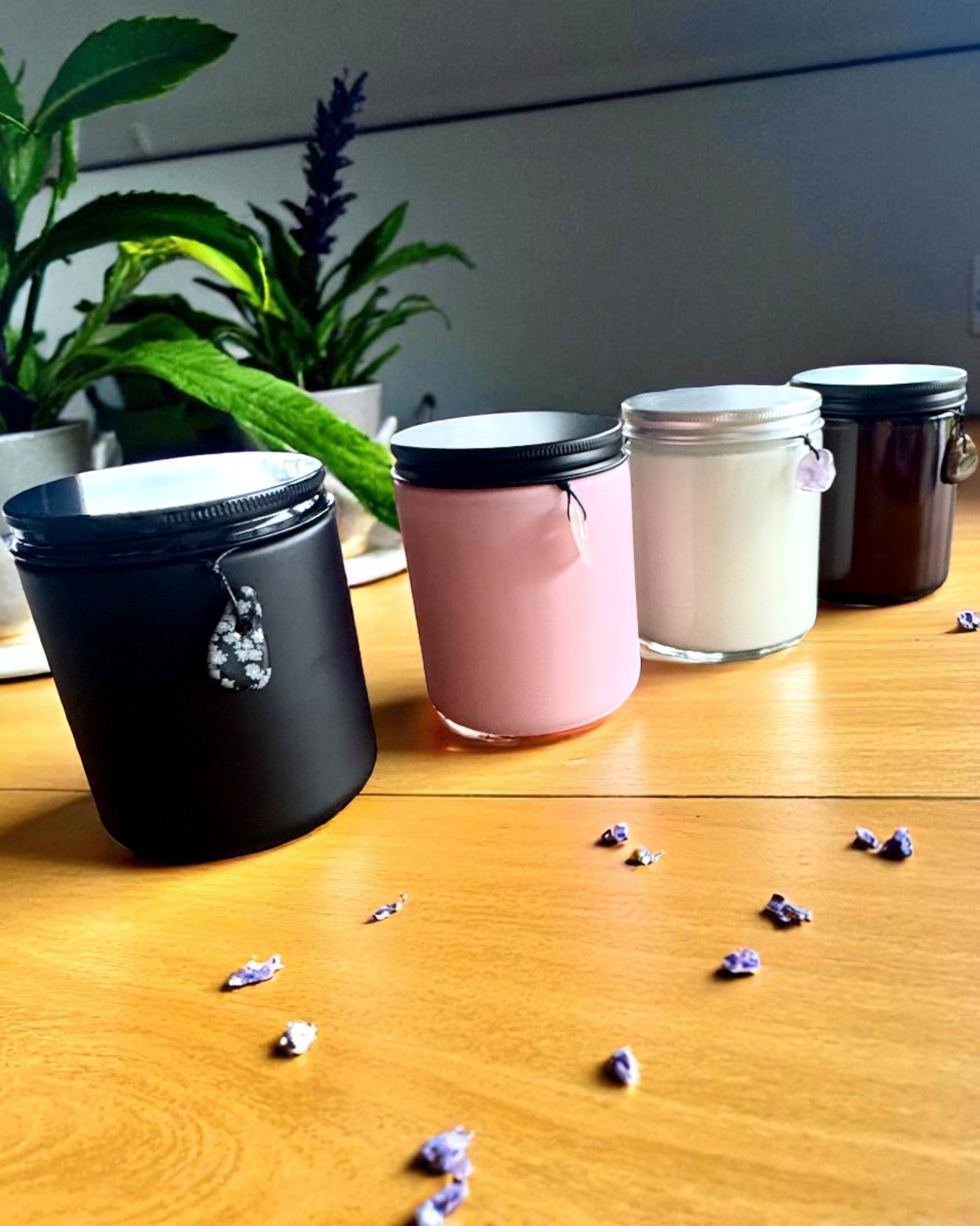 Vela de soja intencional Obsidiana – autoconfiança e força interior, 250 ml, possibilidade de personalização para presente