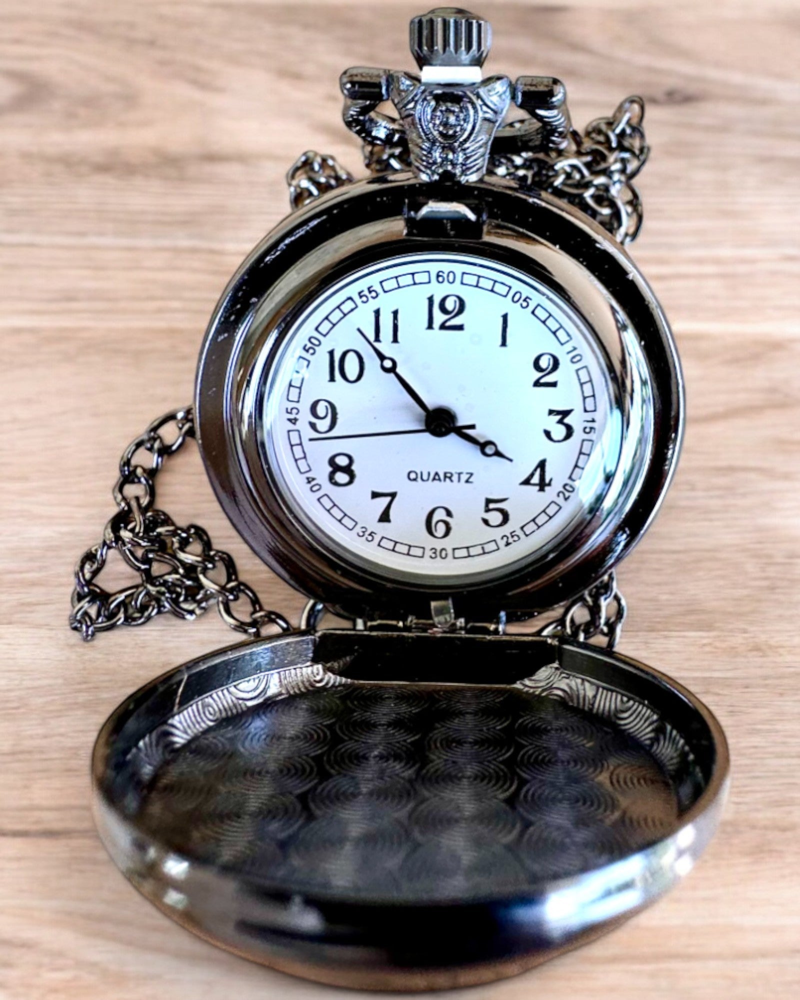 Relógio de Bolso Lunar Wolf – Relógio do Lobo Lunar, possibilidade de personalização com gravação para presente