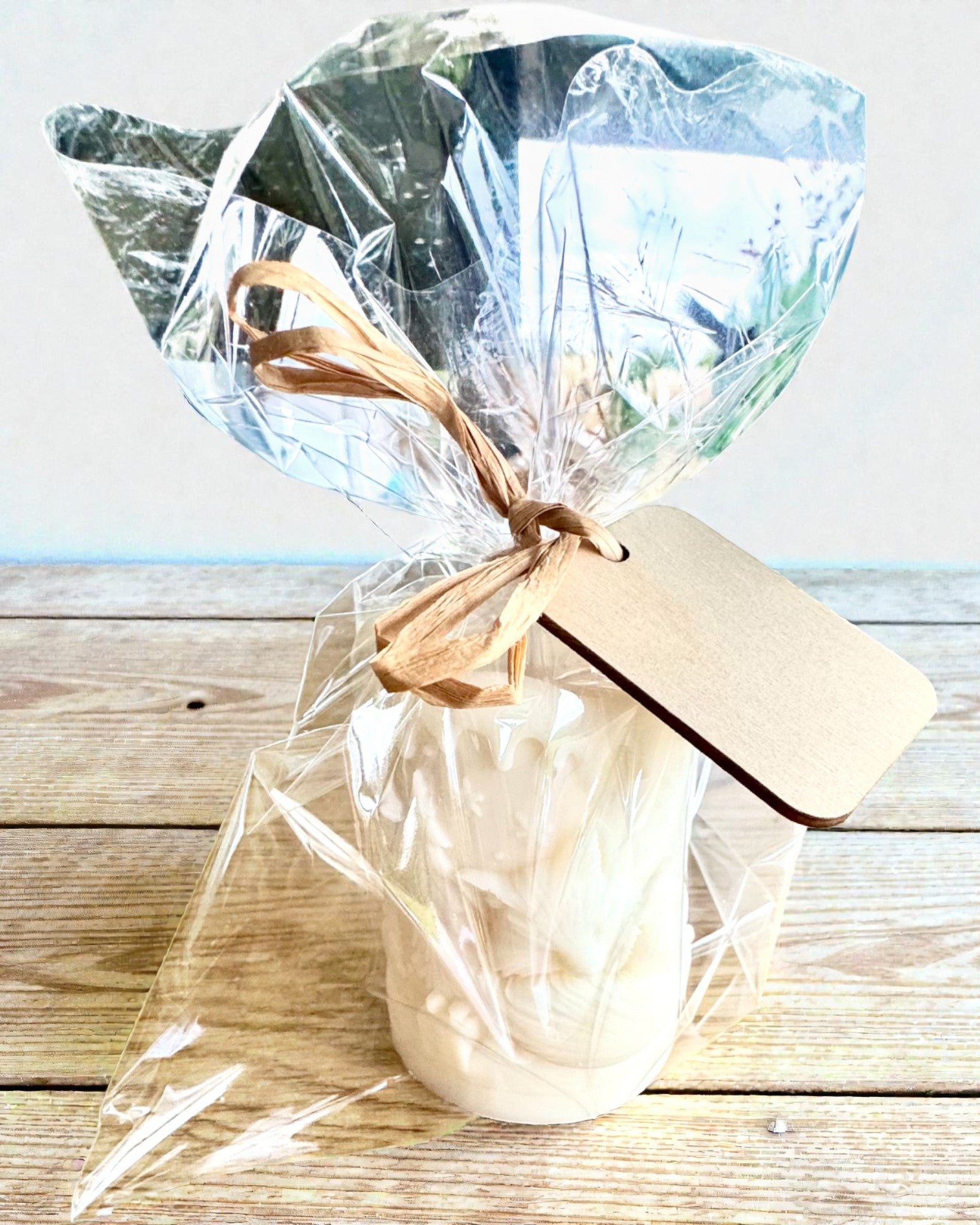 Vela de soja Raposa de Inverno, 7,5 cm de altura, vela de soja vertida à mão com uma adorável raposa a dormir, personalizável com gravação na placa