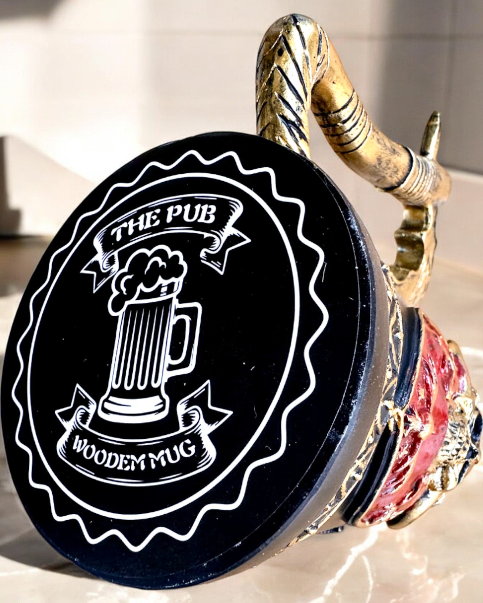 Caneca de Carnaval do Guerreiro - 600 ml, 16 cm de altura, possibilidade de personalização com gravação para presente