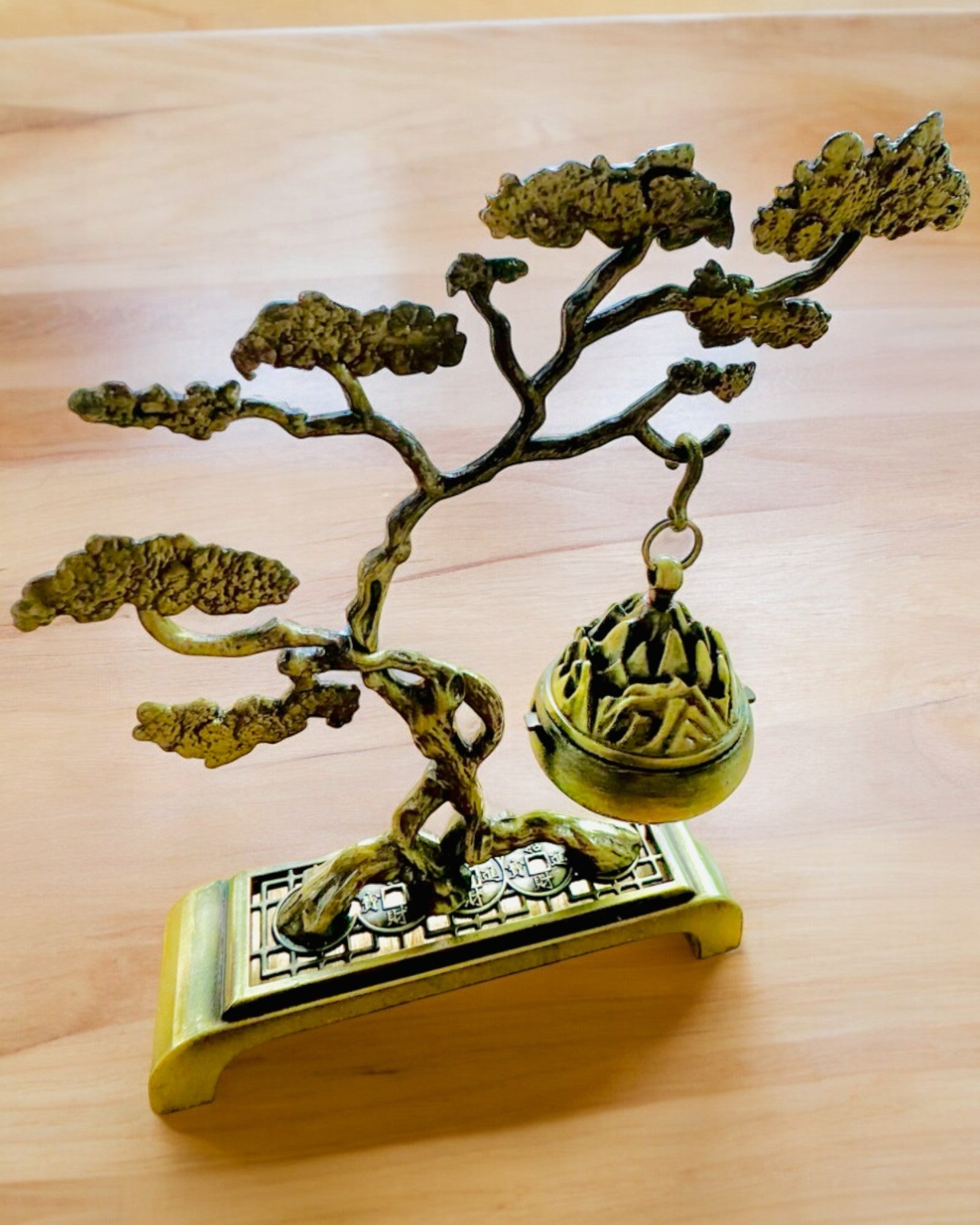 Suporte Elegante de Metal para Incenso Bonsai - possibilidade de personalização com gravação para presente