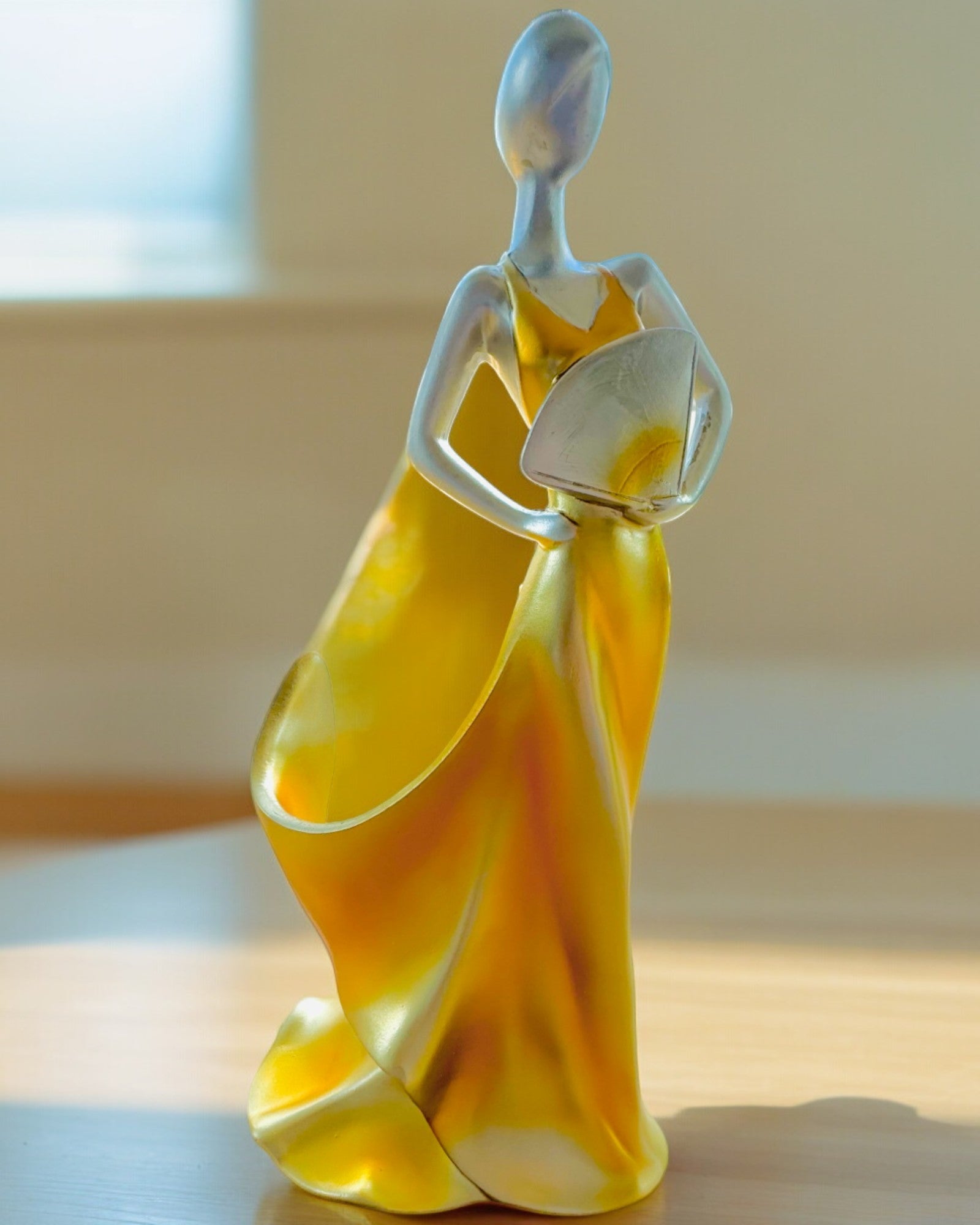 Elegante Suporte para Garrafa - Estátua da Dama - personalização com gravação, 2 variantes à escolha