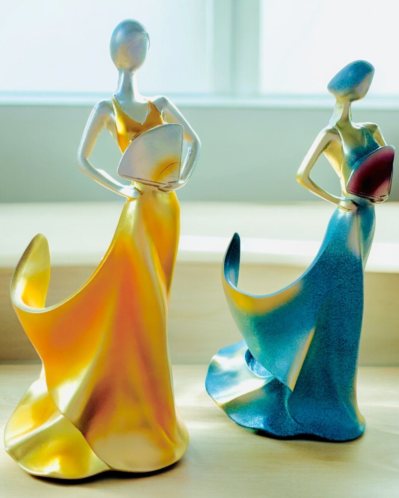 Elegante Suporte para Garrafa - Estátua da Dama - personalização com gravação, 2 variantes à escolha