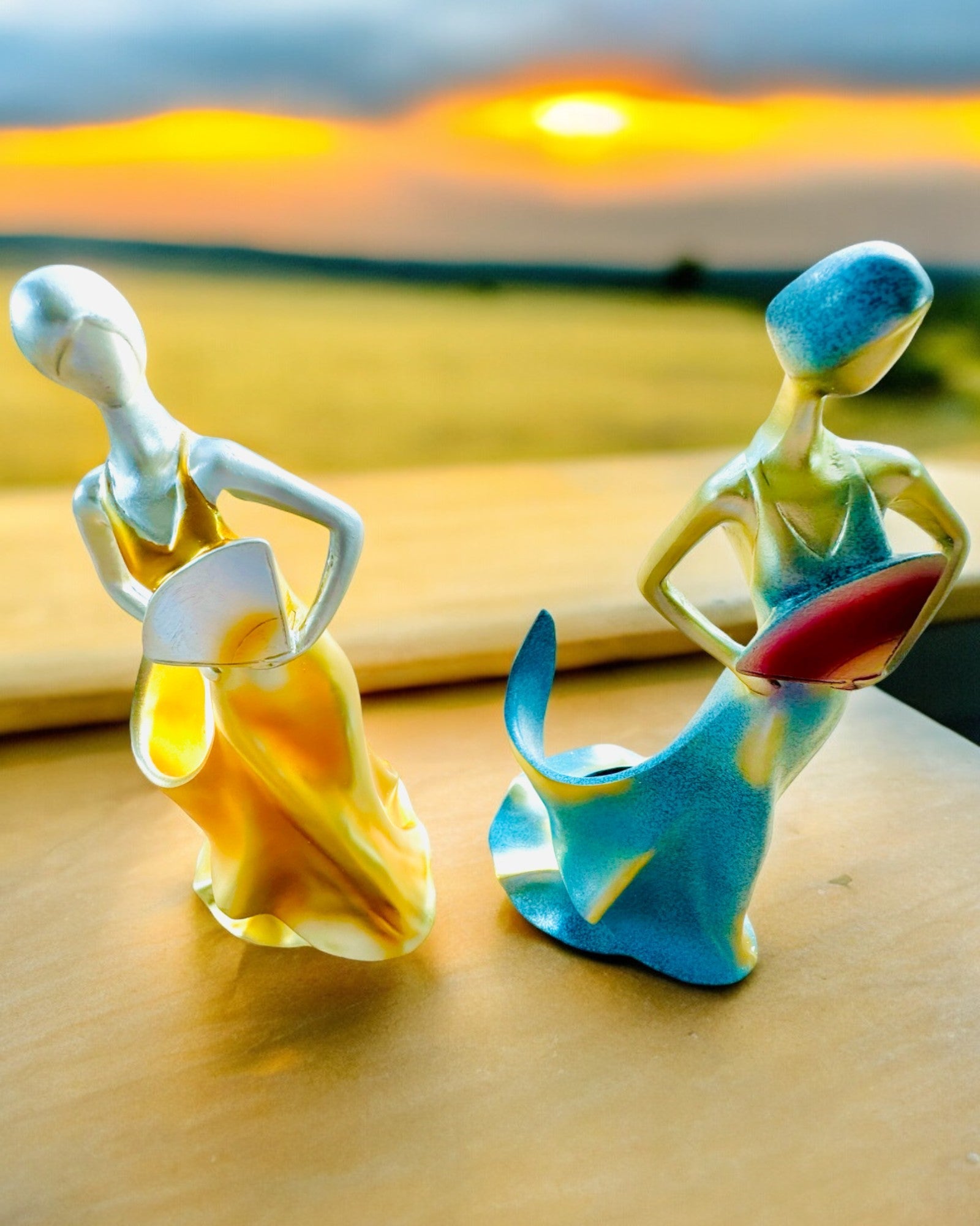 Elegante Suporte para Garrafa - Estátua da Dama - personalização com gravação, 2 variantes à escolha