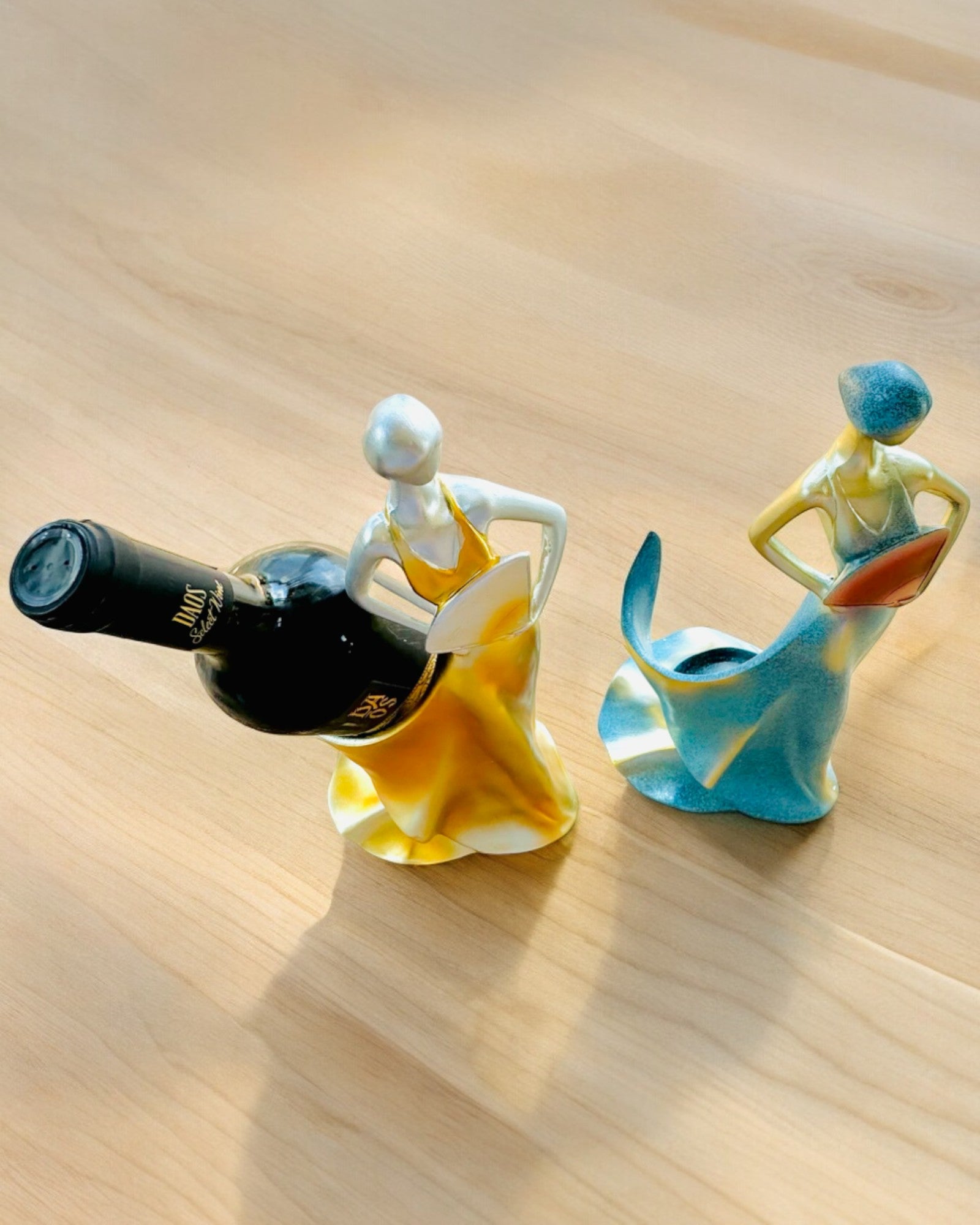 Elegante Suporte para Garrafa - Estátua da Dama - personalização com gravação, 2 variantes à escolha