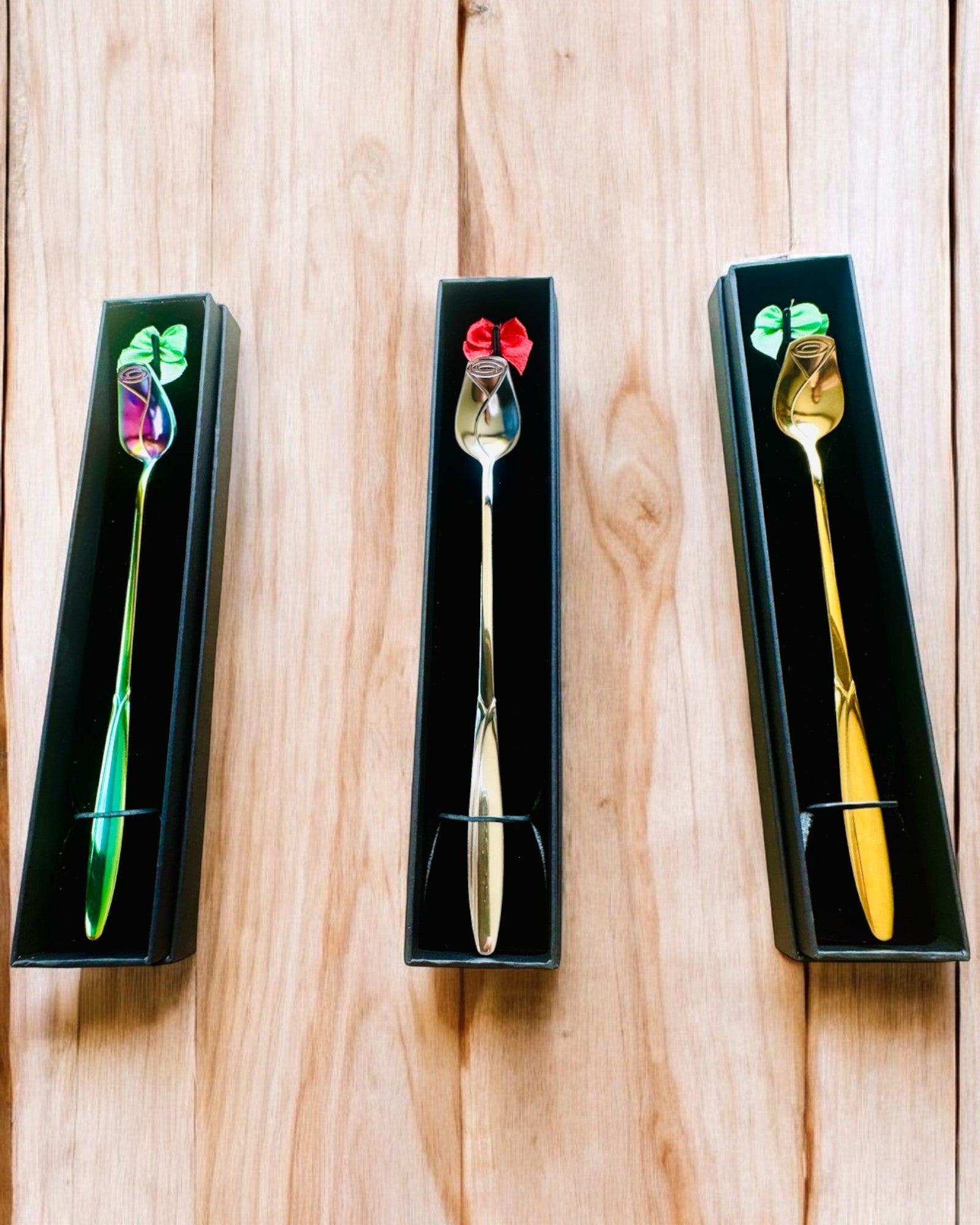 Colher de Rosa Personalizada com Opção de Gravação para presente - 3 variantes de cores à escolha