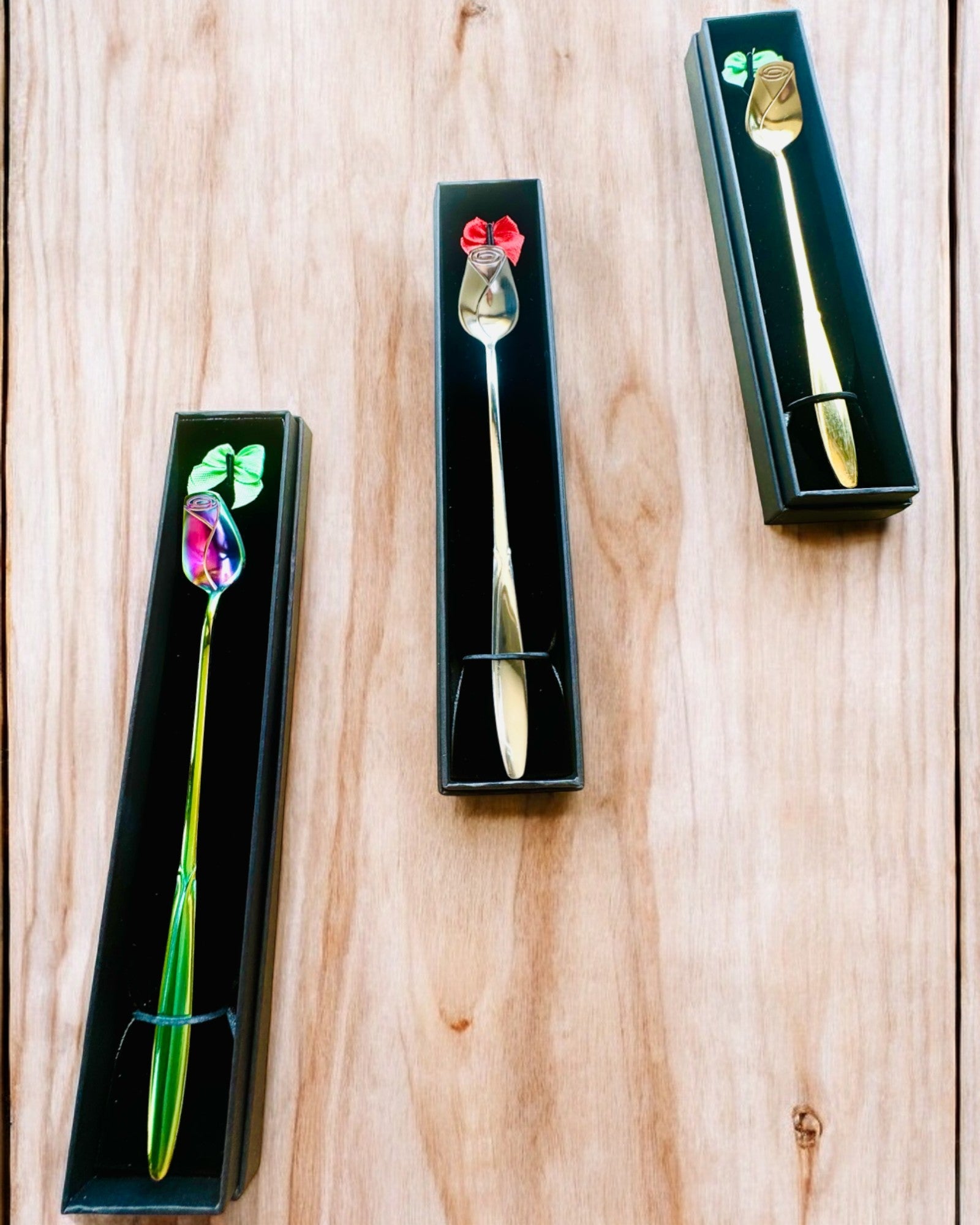 Colher de Rosa Personalizada com Opção de Gravação para presente - 3 variantes de cores à escolha