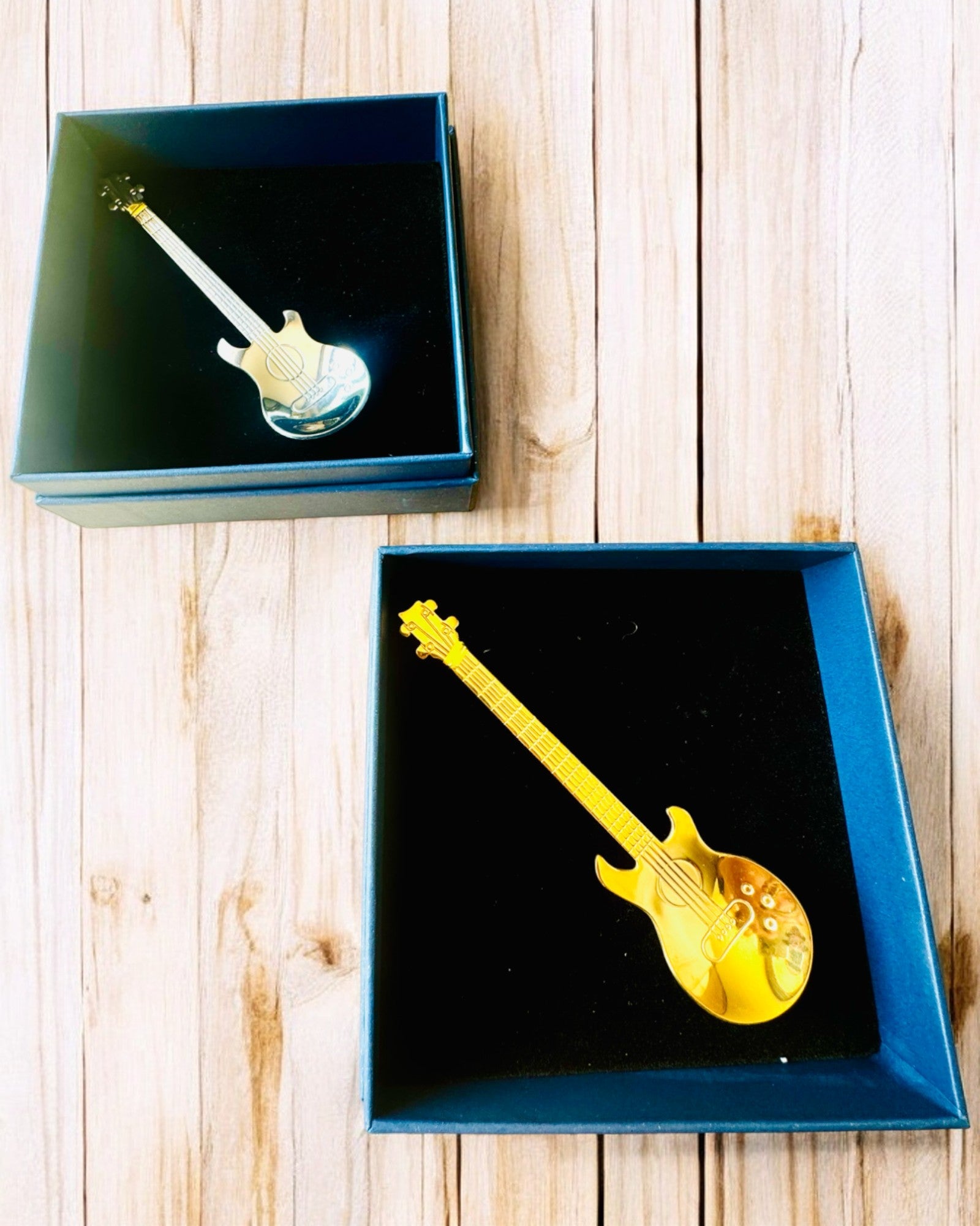 Colher "Strunowy Hit" com opção de gravação 2 variantes de cores à escolha