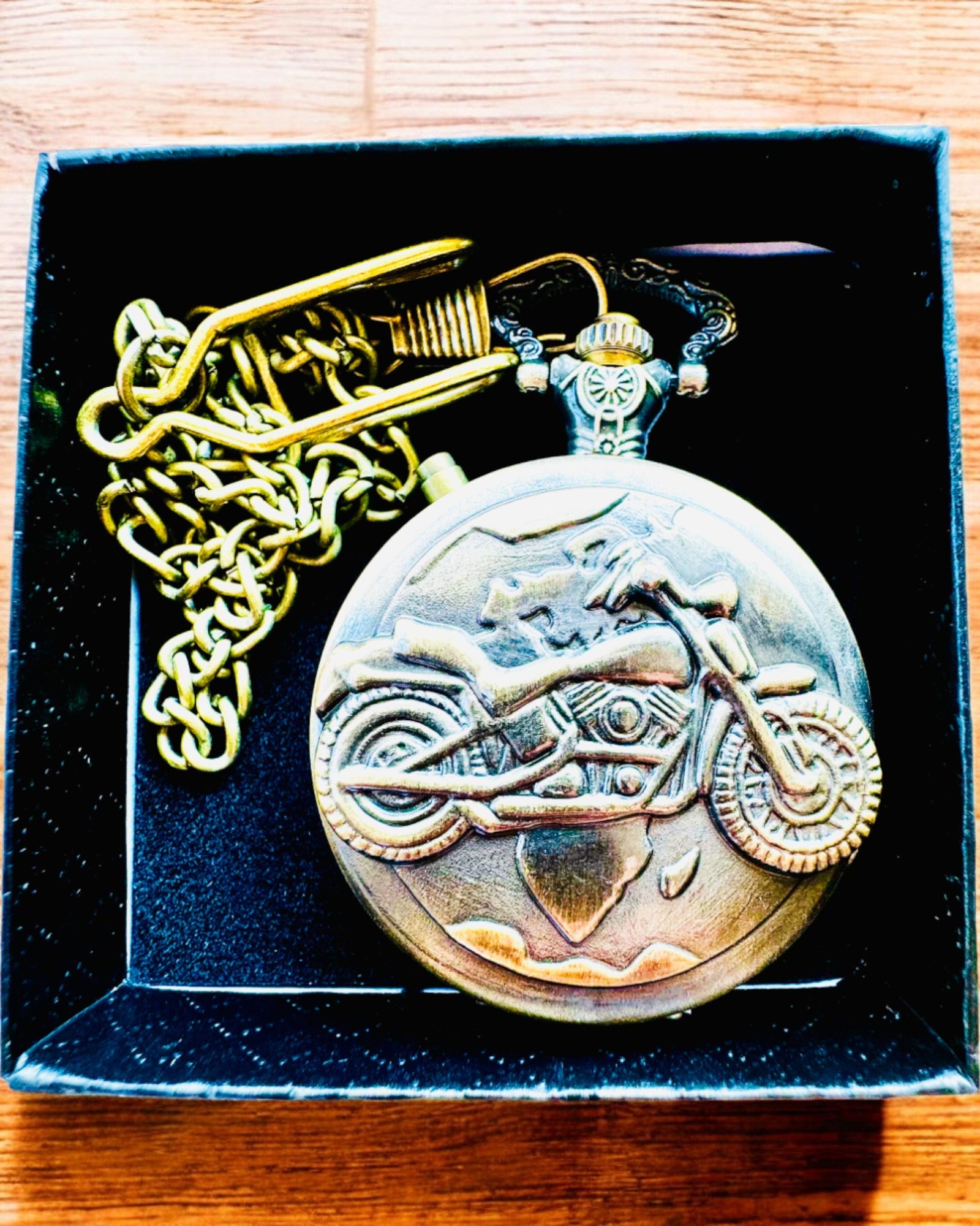 Relógio de Bolso "Motocyklowy Elegancik 2" – Gravação para presente, 3 variantes de cores