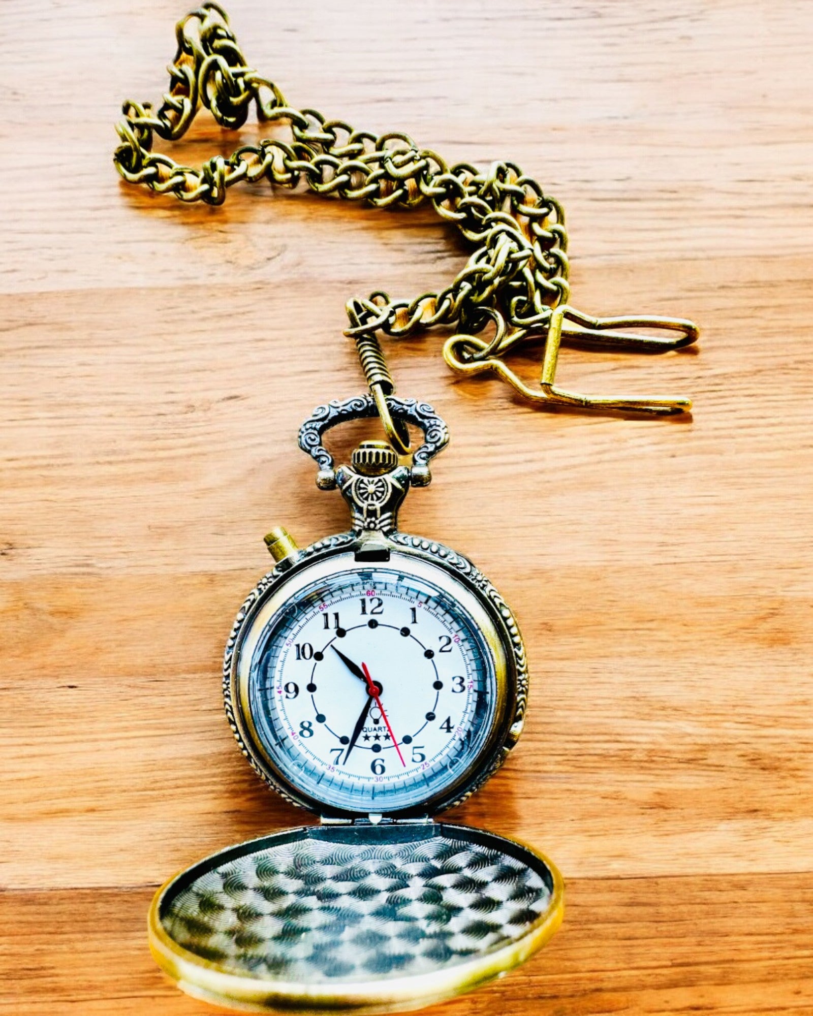 Relógio de Bolso "Motocyklowy Elegancik 2" – Gravação para presente, 3 variantes de cores