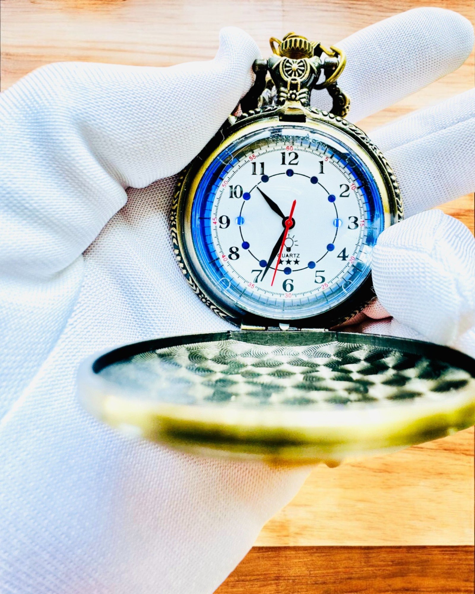 Relógio de Bolso "Motocyklowy Elegancik 2" – Gravação para presente, 3 variantes de cores