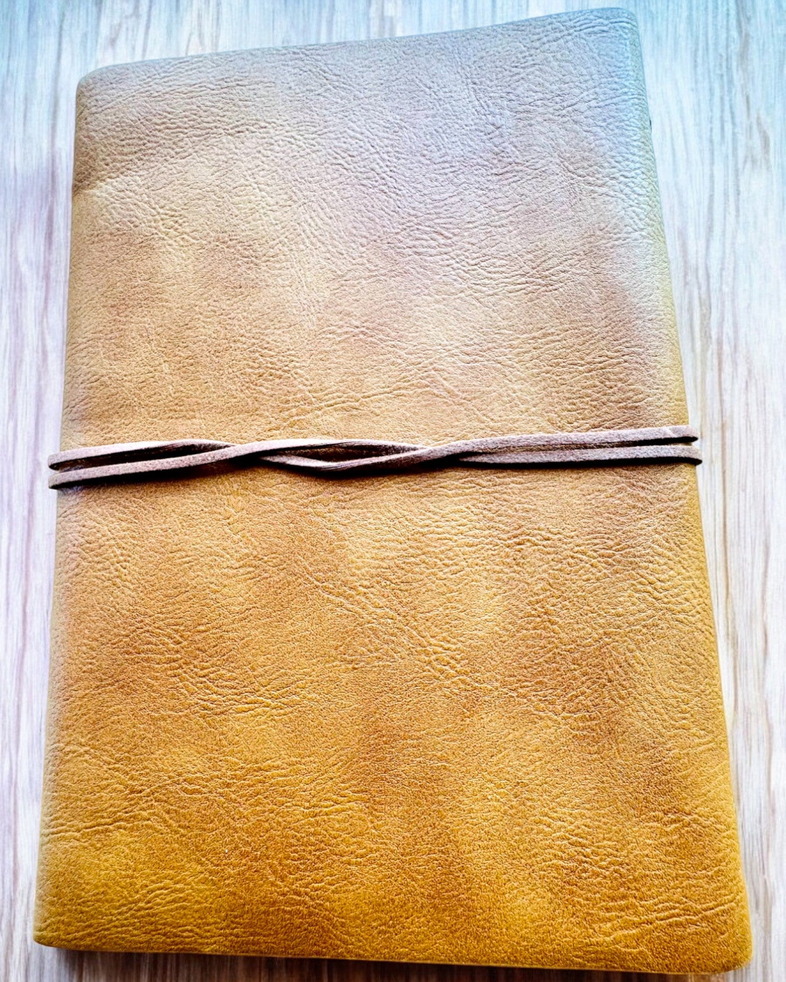 Bloco de Notas "Folhas de Outono" Formato A5, possibilidade de personalização com gravação para presente