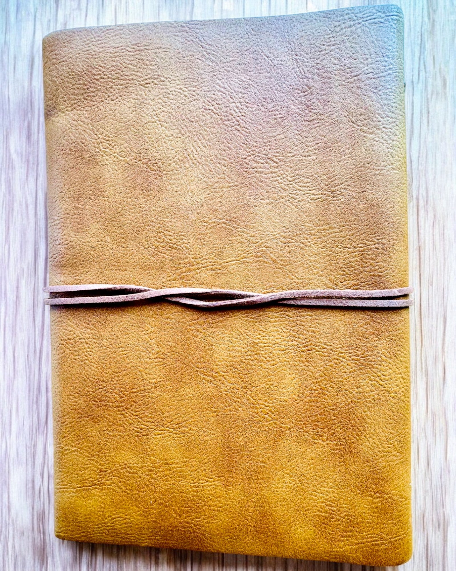 Bloco de Notas "Folhas de Outono" Formato A5, possibilidade de personalização com gravação para presente