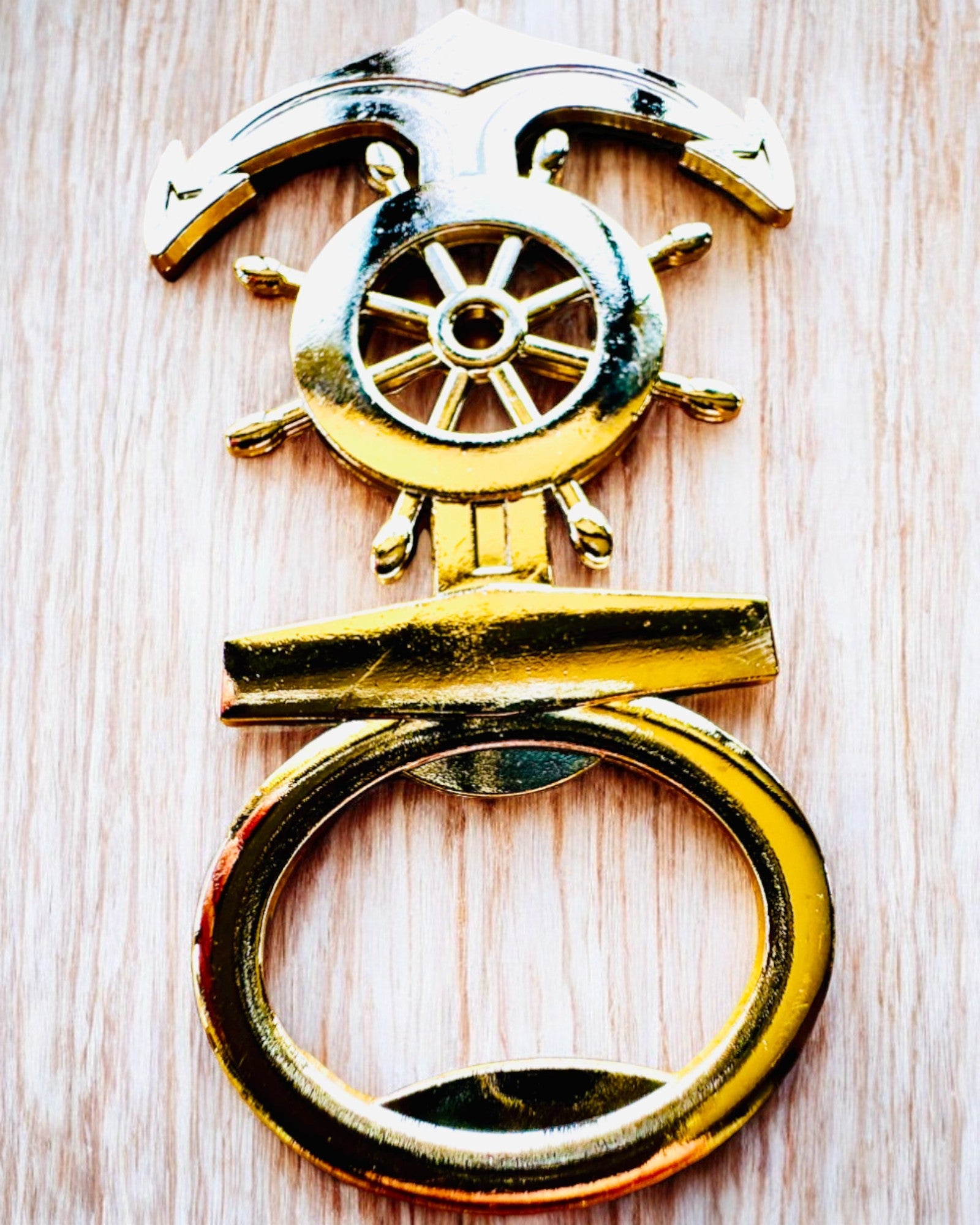 Abre-garrafas Capitão - possibilidade de personalização com gravação, cor prata