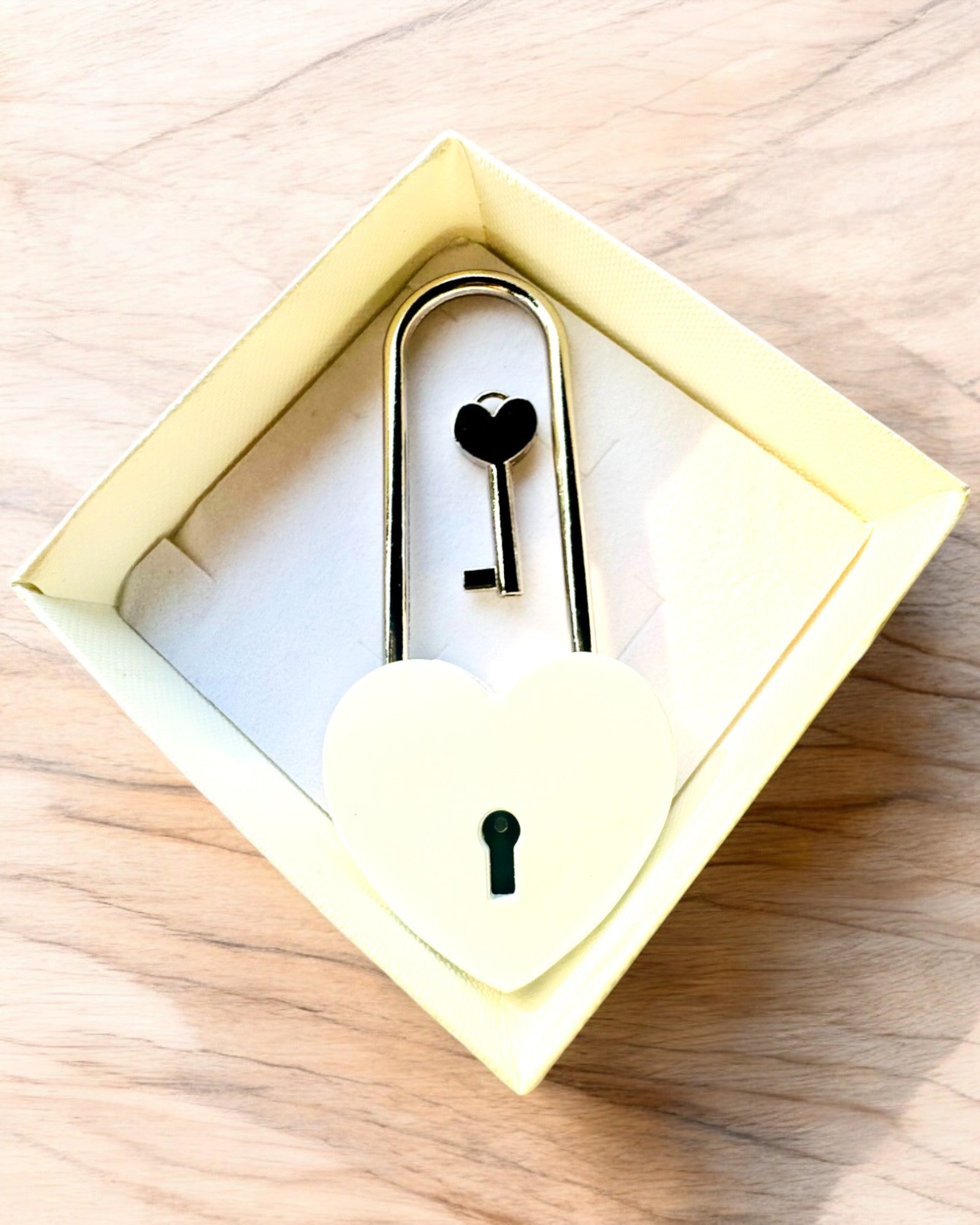 Cadeados Mágicos do Amor com Opção de Gravação para presente, 5 variantes de cores à escolha