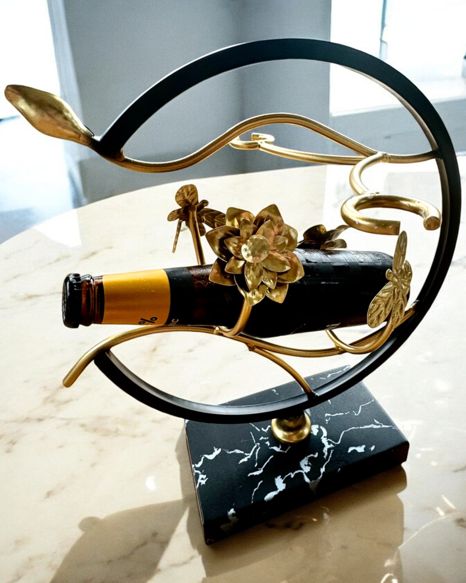 Suporte "Elegancki Owad" - para garrafa de vinho e copos, altura 33 cm, possibilidade de personalização com gravação para presente