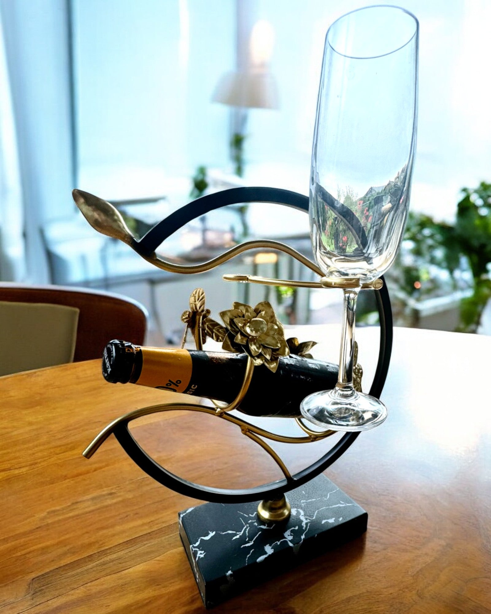 Suporte "Elegancki Owad" - para garrafa de vinho e copos, altura 33 cm, possibilidade de personalização com gravação para presente