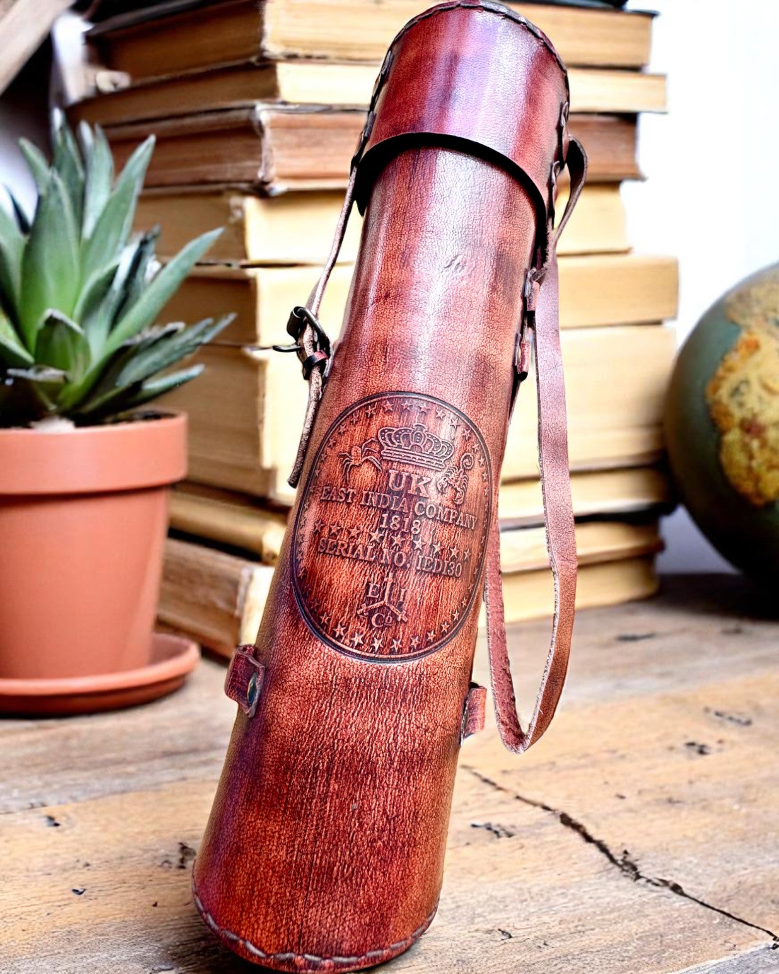 Luneta Real “Voyager 1818” – Exclusiva, em latão, 83 cm, feita à mão, com estojo em pele natural – Edição de colecionador, personalizável com gravação para presente