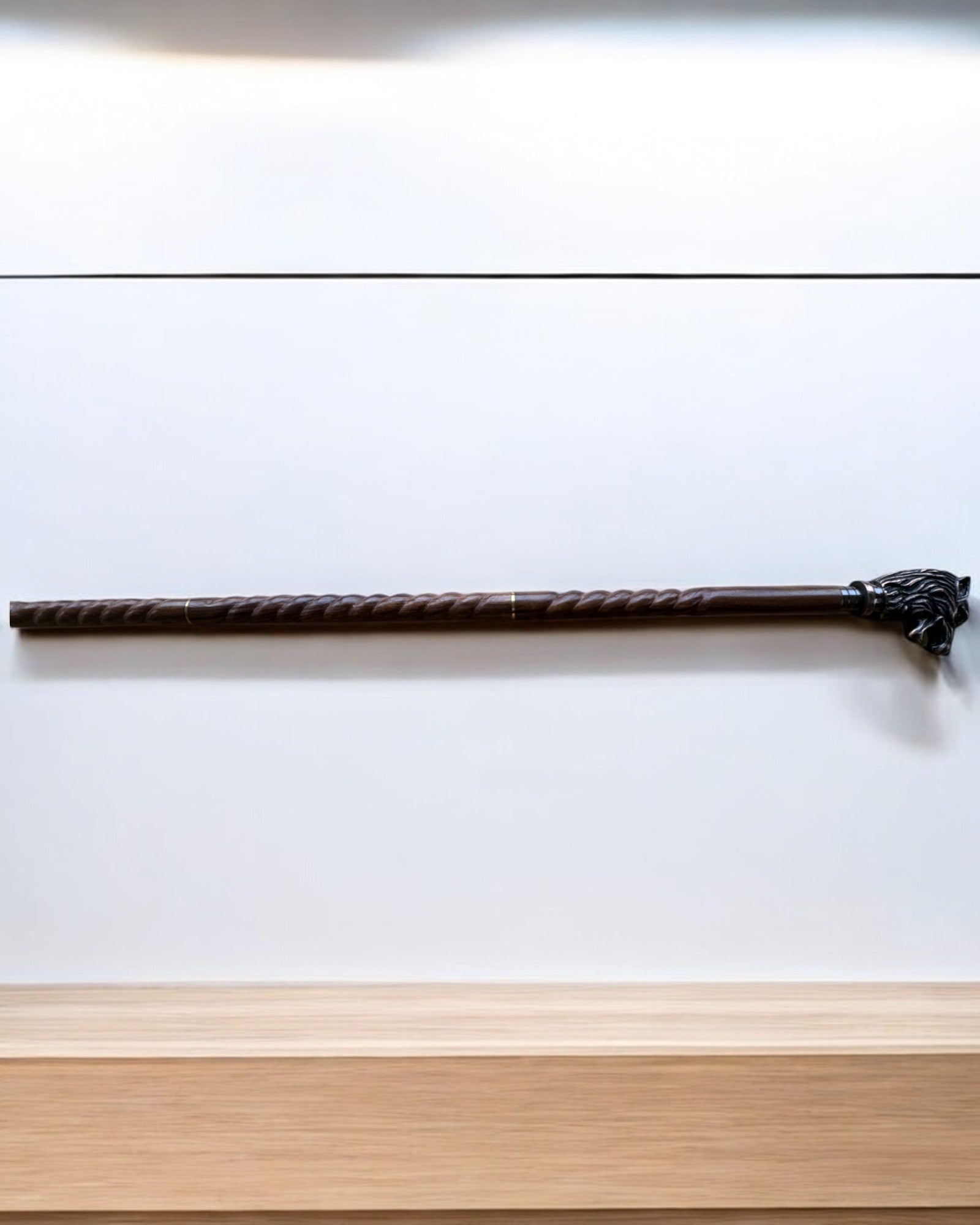 Guardião Lobo Bengala Esculpida à Mão, de Madeira, possibilidade de personalização com gravação