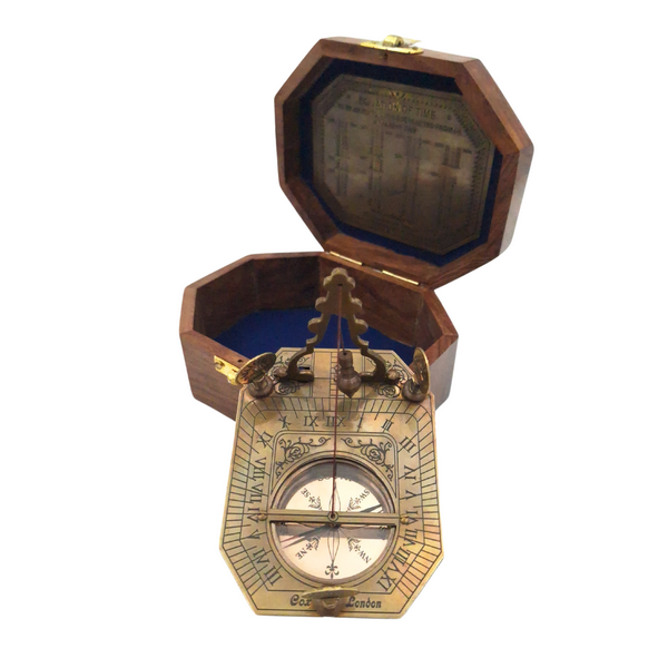 Elegante bússola de latão com relógio de sol em caixa de madeira - Presente ideal para viajantes, estilo retro, dimensões: 11.5 x 8.8 x 9.0 cm, material: latão e madeira