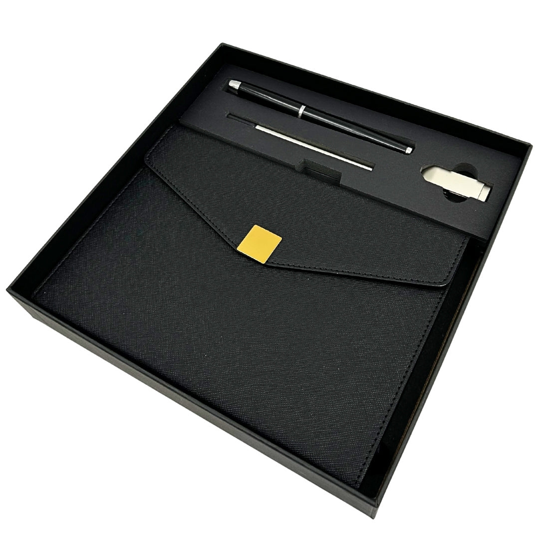 Conjunto de Presente Premium Elegante com Personalização – Caderno de Couro A5, Caneta e Pen Drive 16GB em Estojo Preto e Dourado