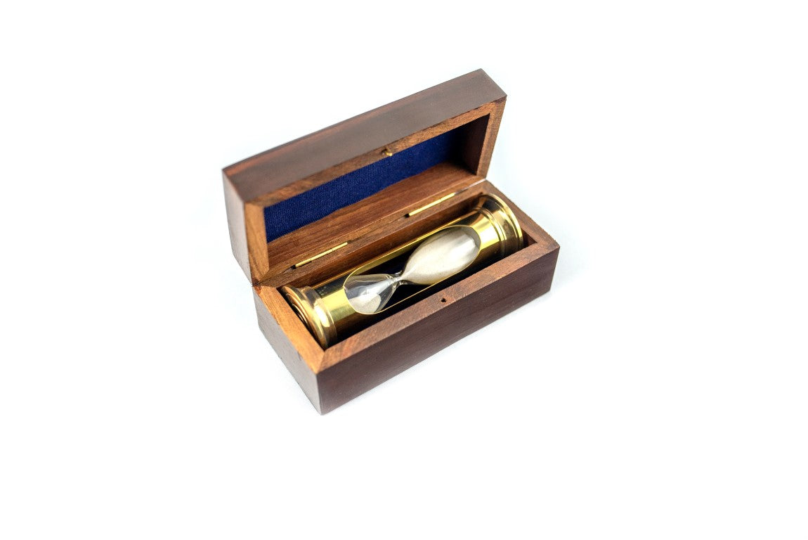 Ampulheta de areia REDONDA STP99 em caixa de madeira com possibilidade de personalização por gravação, latão, dourada, 3 minutos, presente ideal para amantes de RPG e recordistas do Guinness