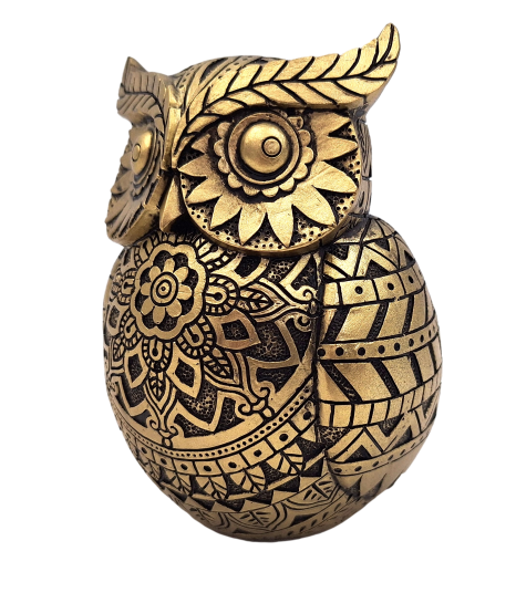 Coruja da sabedoria com possibilidade de personalização por gravação, decoração em dourado e preto, altura 13,6 cm, presente ideal para qualquer ocasião